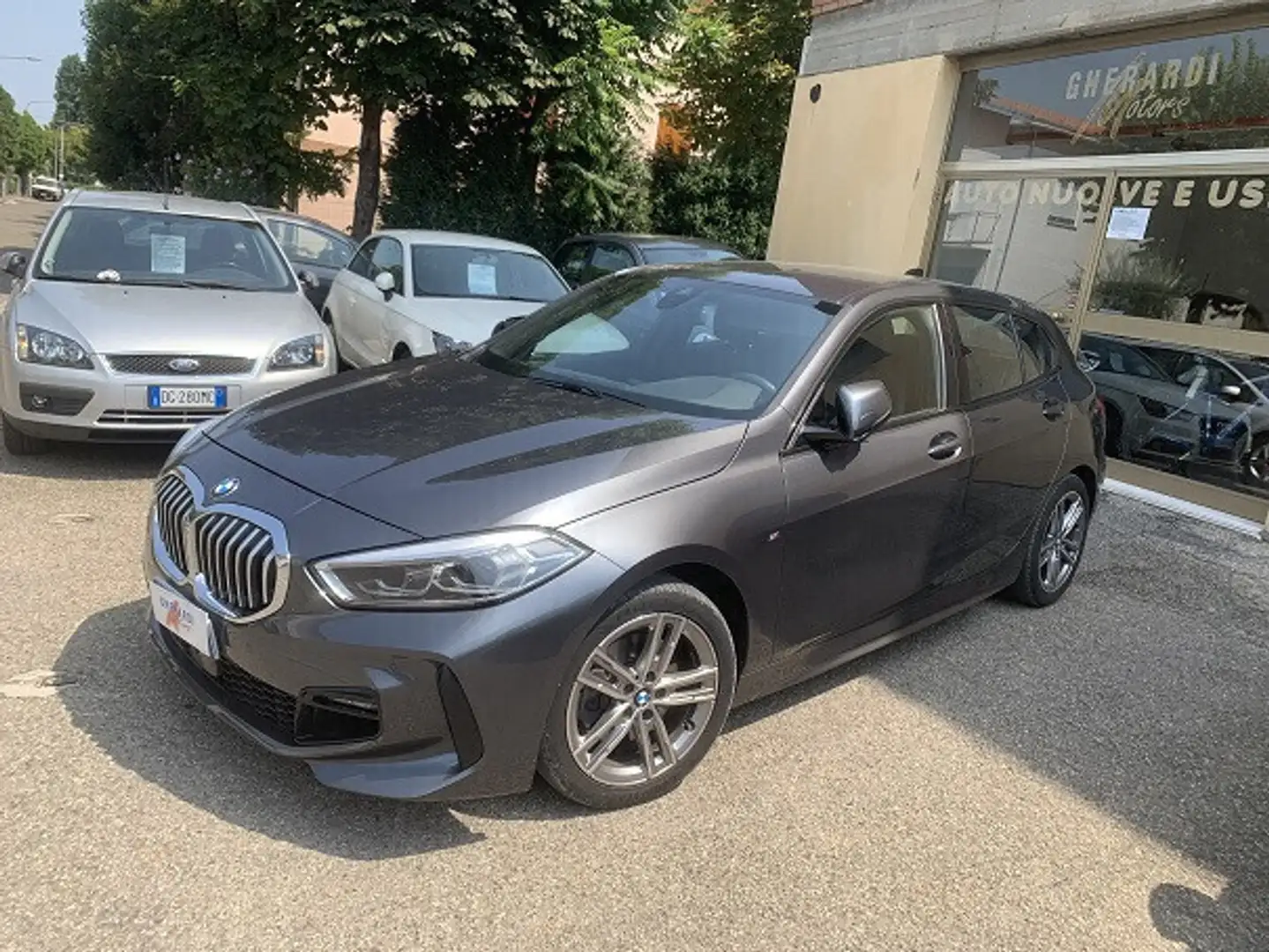 BMW 116 116d 5p. Msport Gris - 2