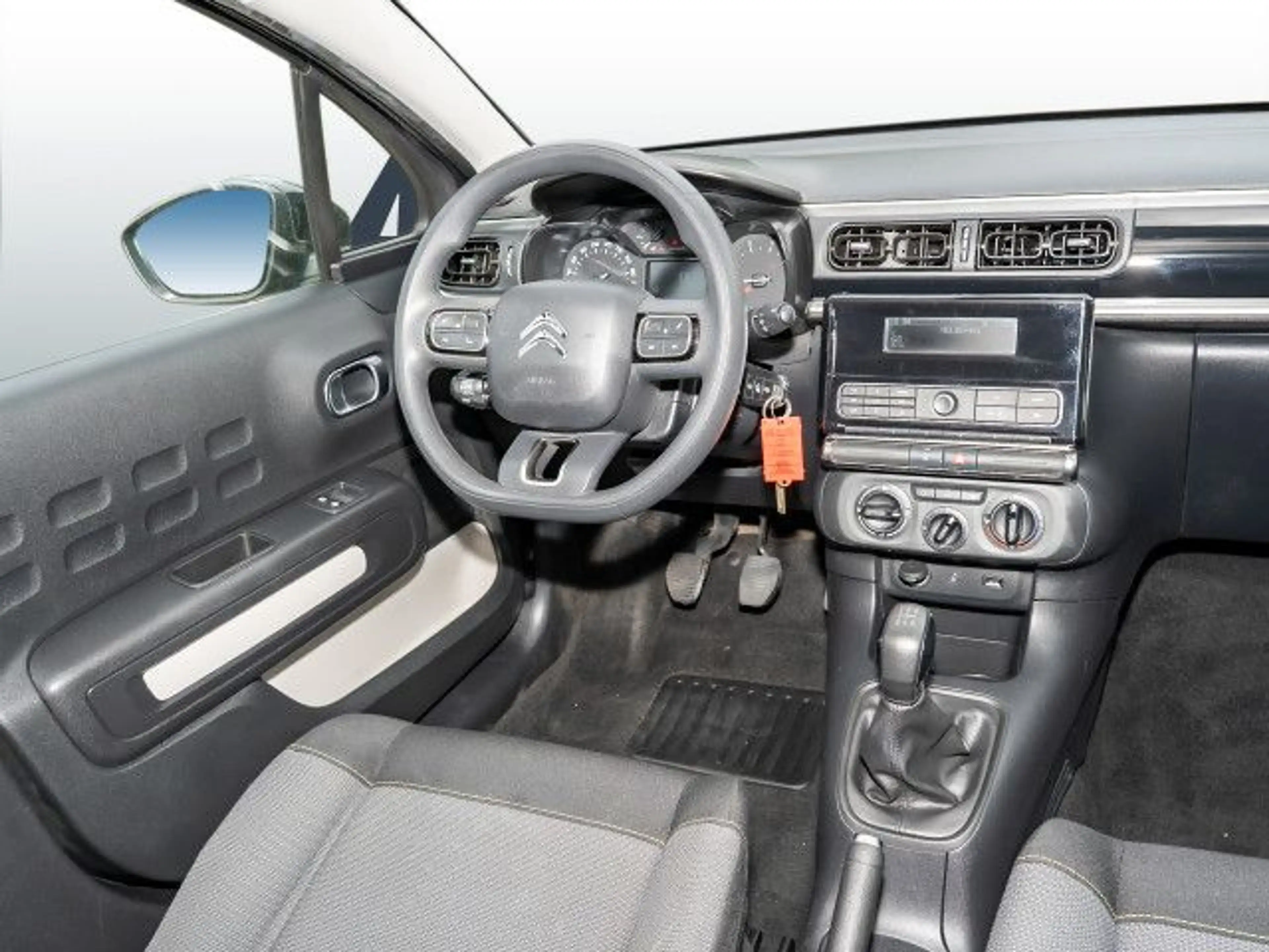 Citroen C35 C3 1.2 PureTech 82 Feel PDC Bluetooth LED Klima — photo 5