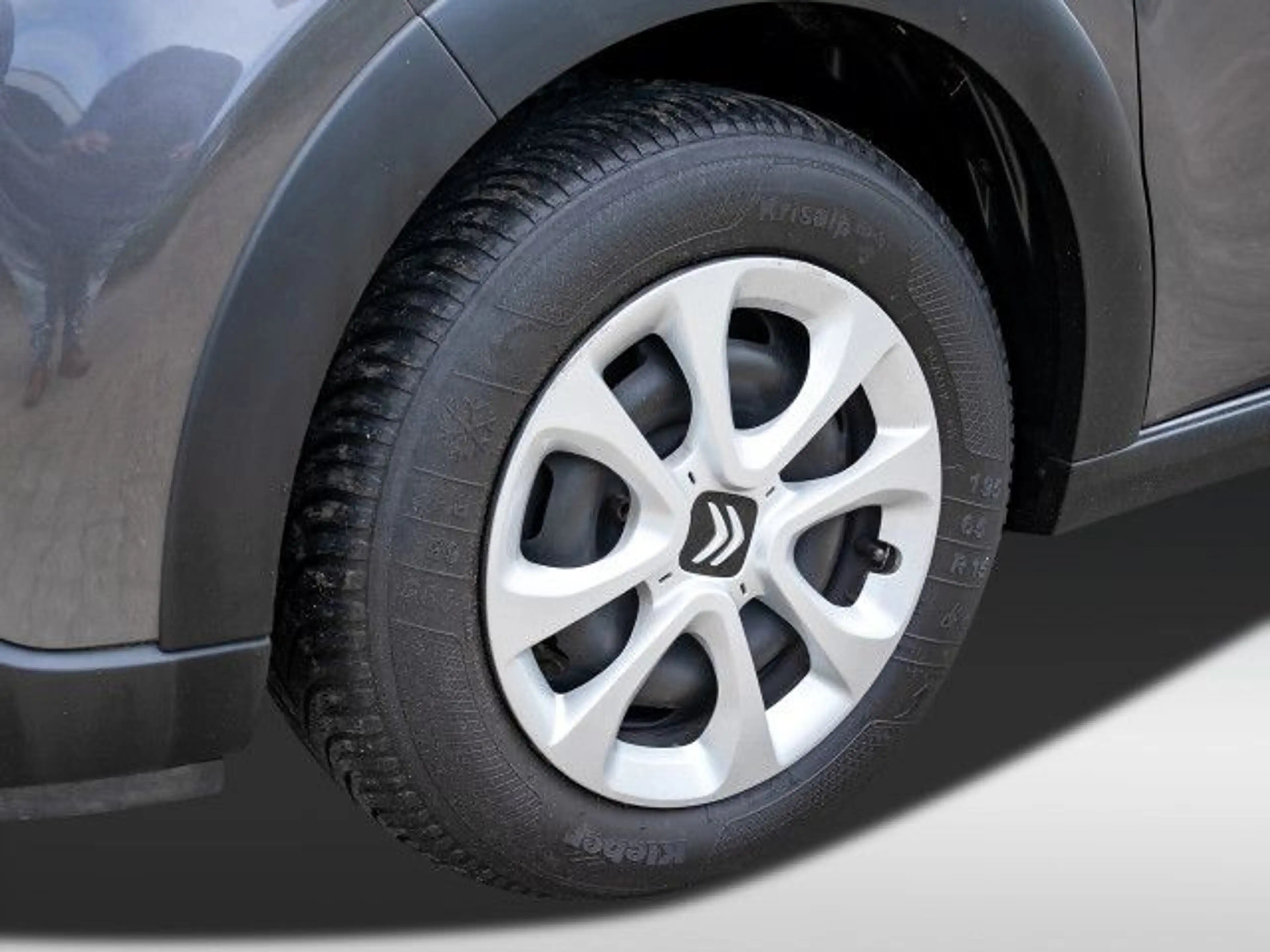 Citroen C35 C3 1.2 PureTech 82 Feel PDC Bluetooth LED Klima — photo 8