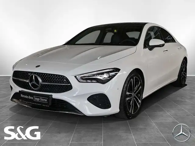 Mercedes-Benz CLA 180 Coupé DISTR+TOTWINKEL+PANO+MBUX+LED+18"