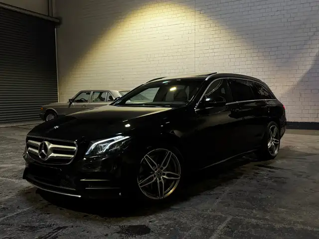 Mercedes-Benz E 400 E 400 d 4Matic / AMG-Line
