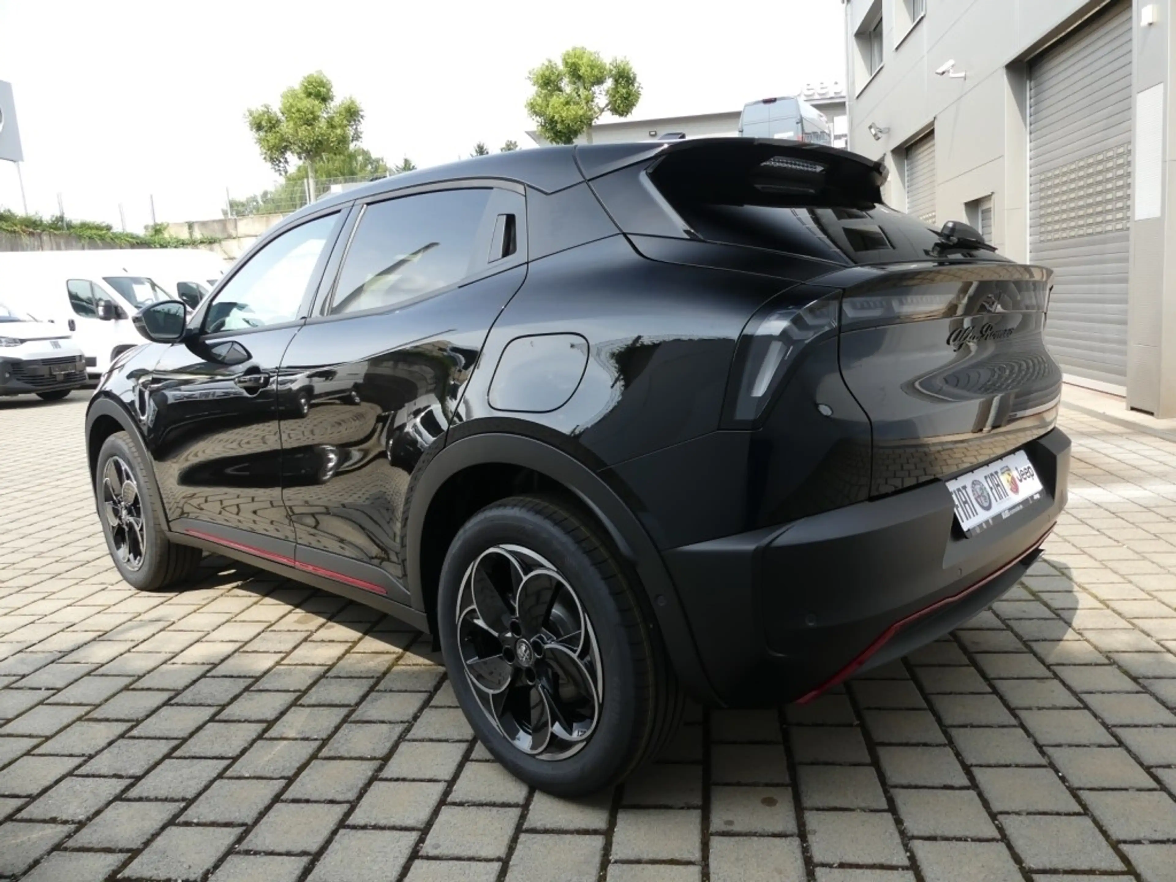 Alfa Romeo Junior IBRIDA Q4 1.2 VGT 145PS DCT6 SPORT SABELT — photo 5