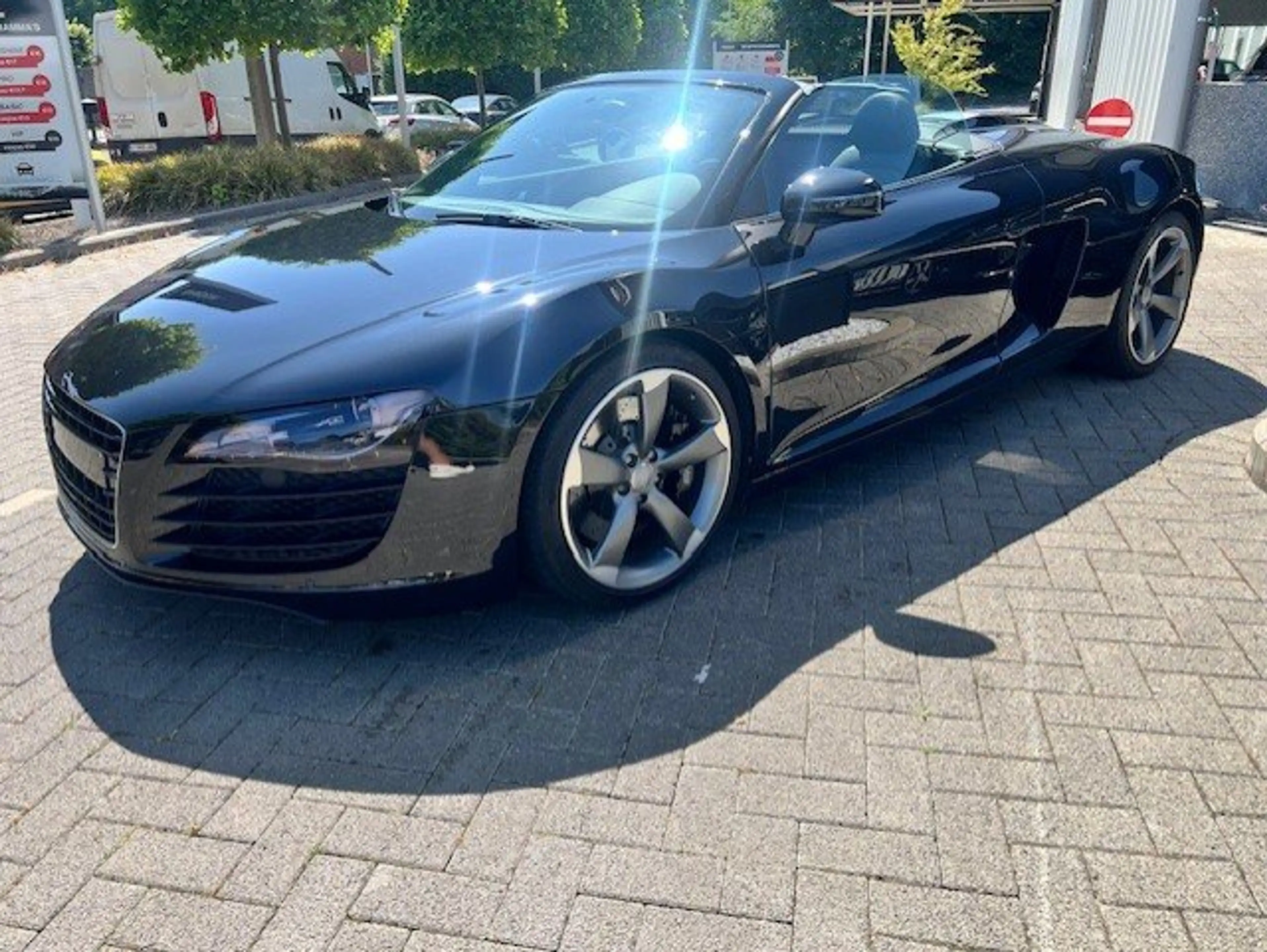 Audi R8 4.2i V8 Quattro FSI Spyder Manueel 430pk — photo 6