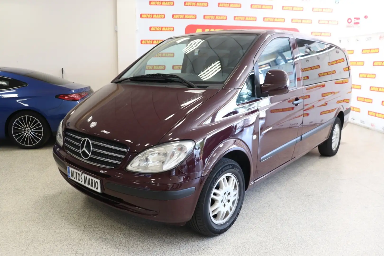 Mercedes-Benz Vito Mixto 115CDI Larga Burdeos - 2