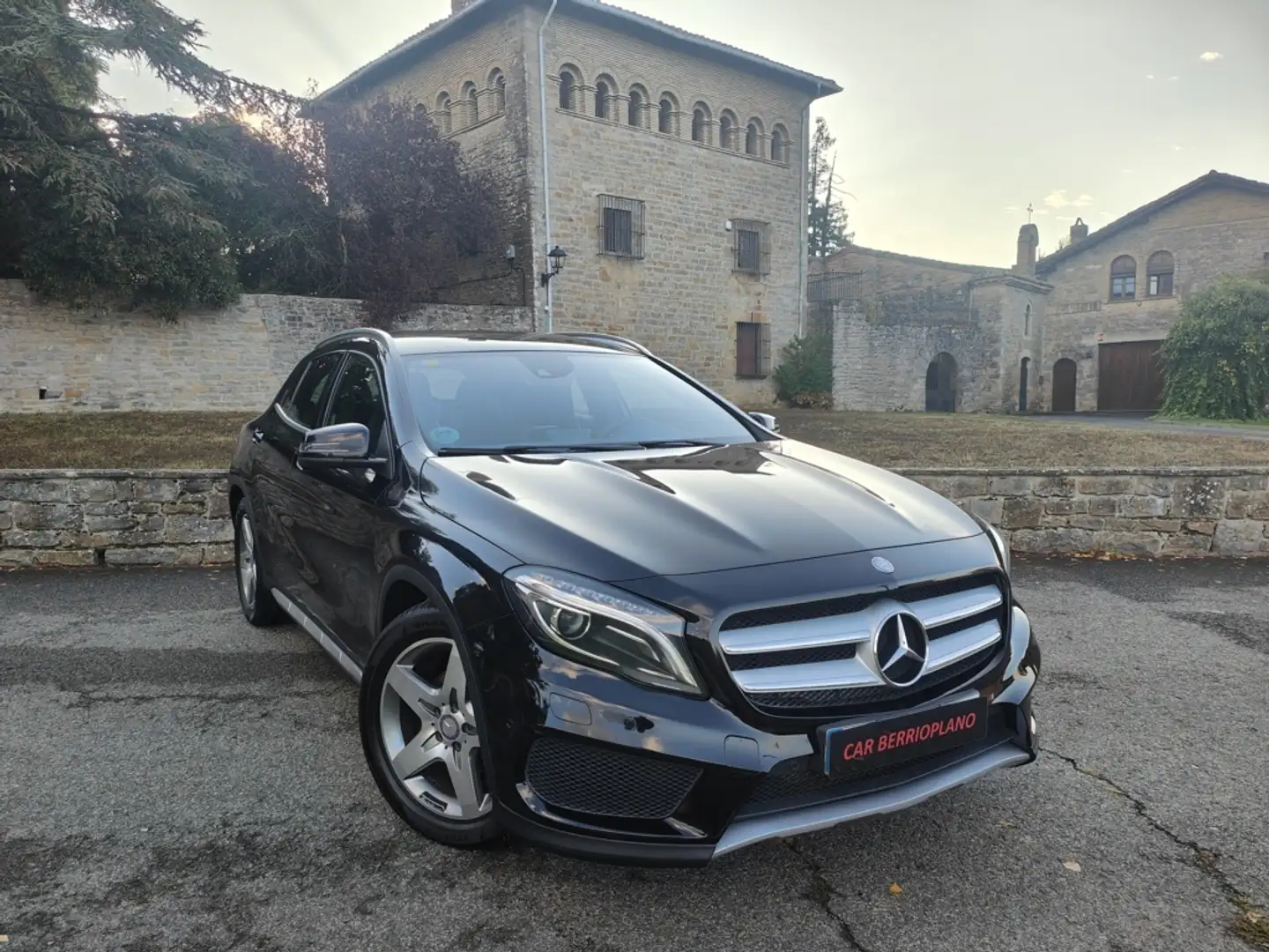 Mercedes-Benz GLA 200 200CDI AMG Line Negro - 1