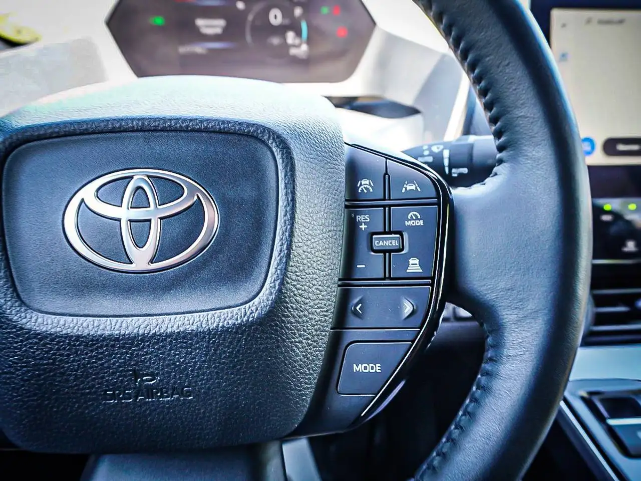 Toyota bZ4X снимка Toyota bZ4X
