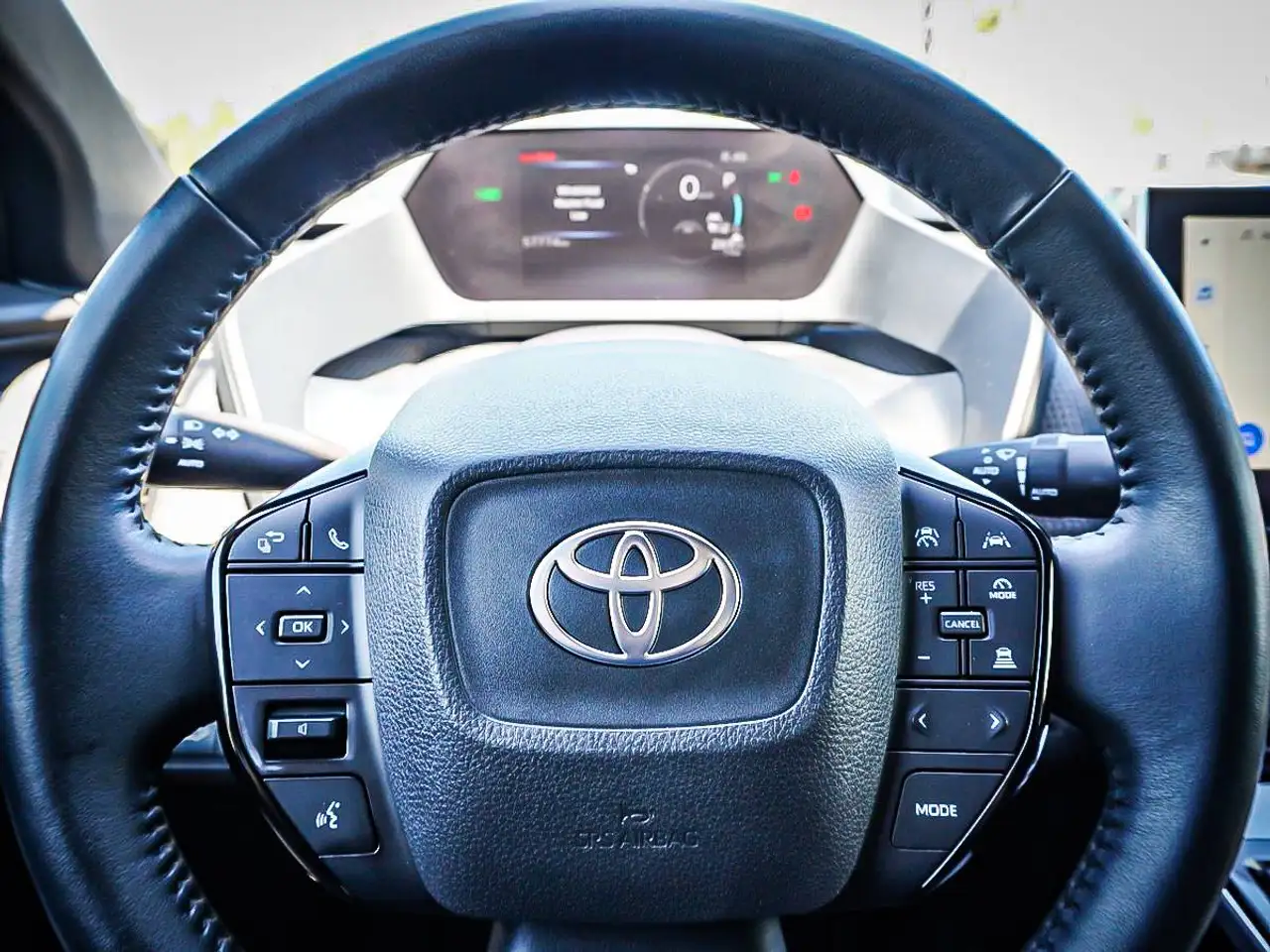 Toyota bZ4X снимка Toyota bZ4X