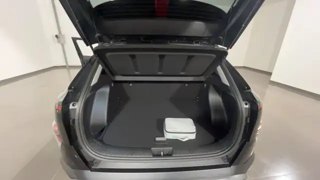 Hyundai Kona view 20
