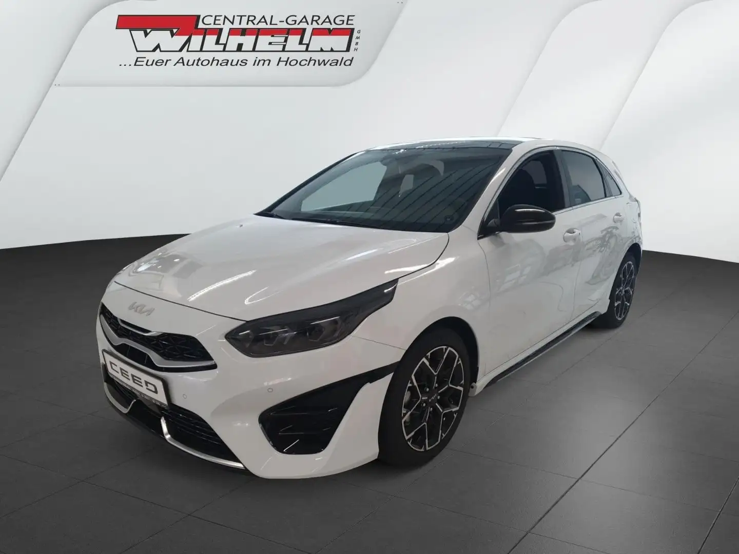 Kia Ceed / cee'd Ceed 1.5T DCT7 GT LINE Tech Leder Glasdach Blanc - 1