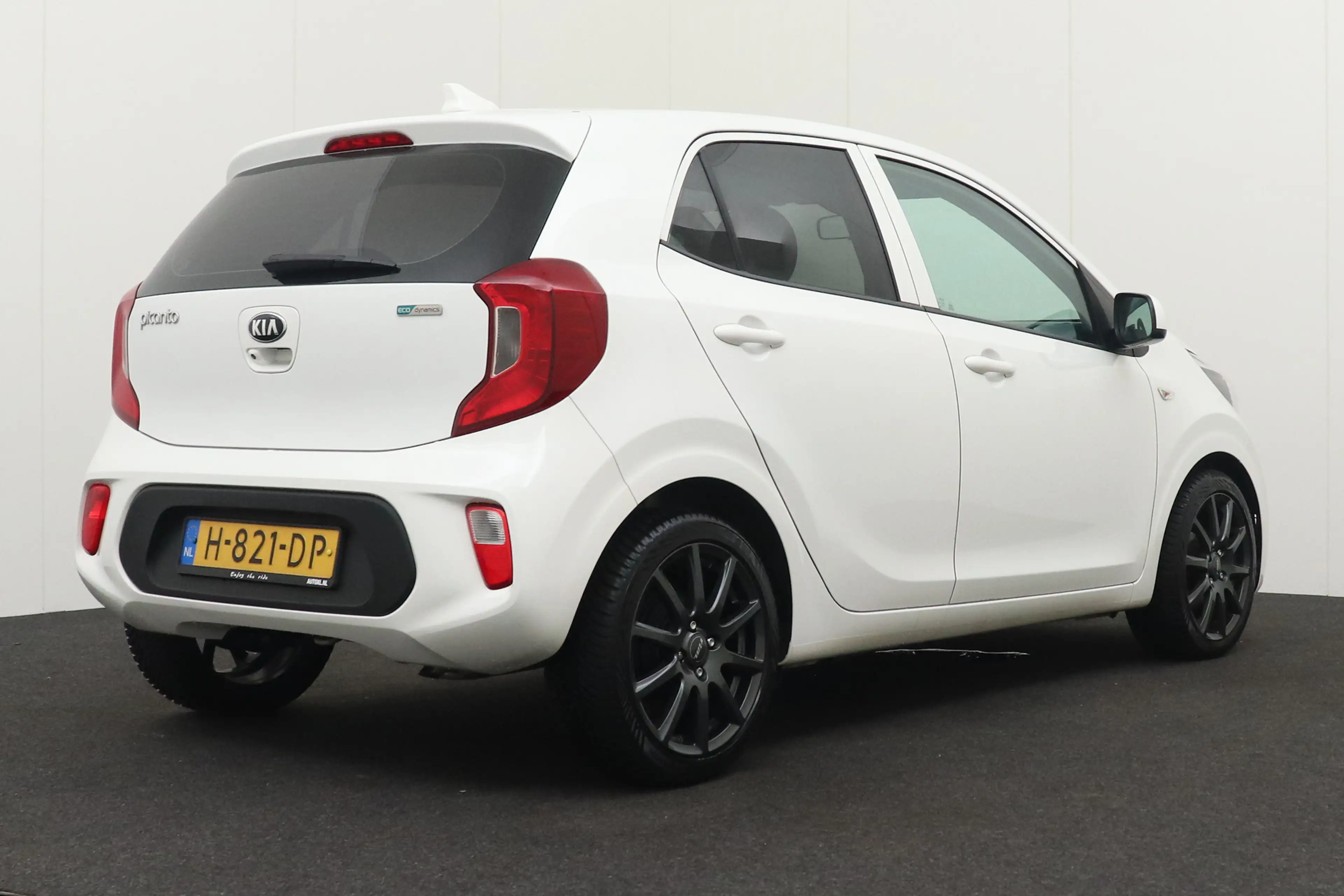 Kia Picanto 1.0 ComfortPlusLine Carplay Camera Cruise IQIQIQIQ — photo 2