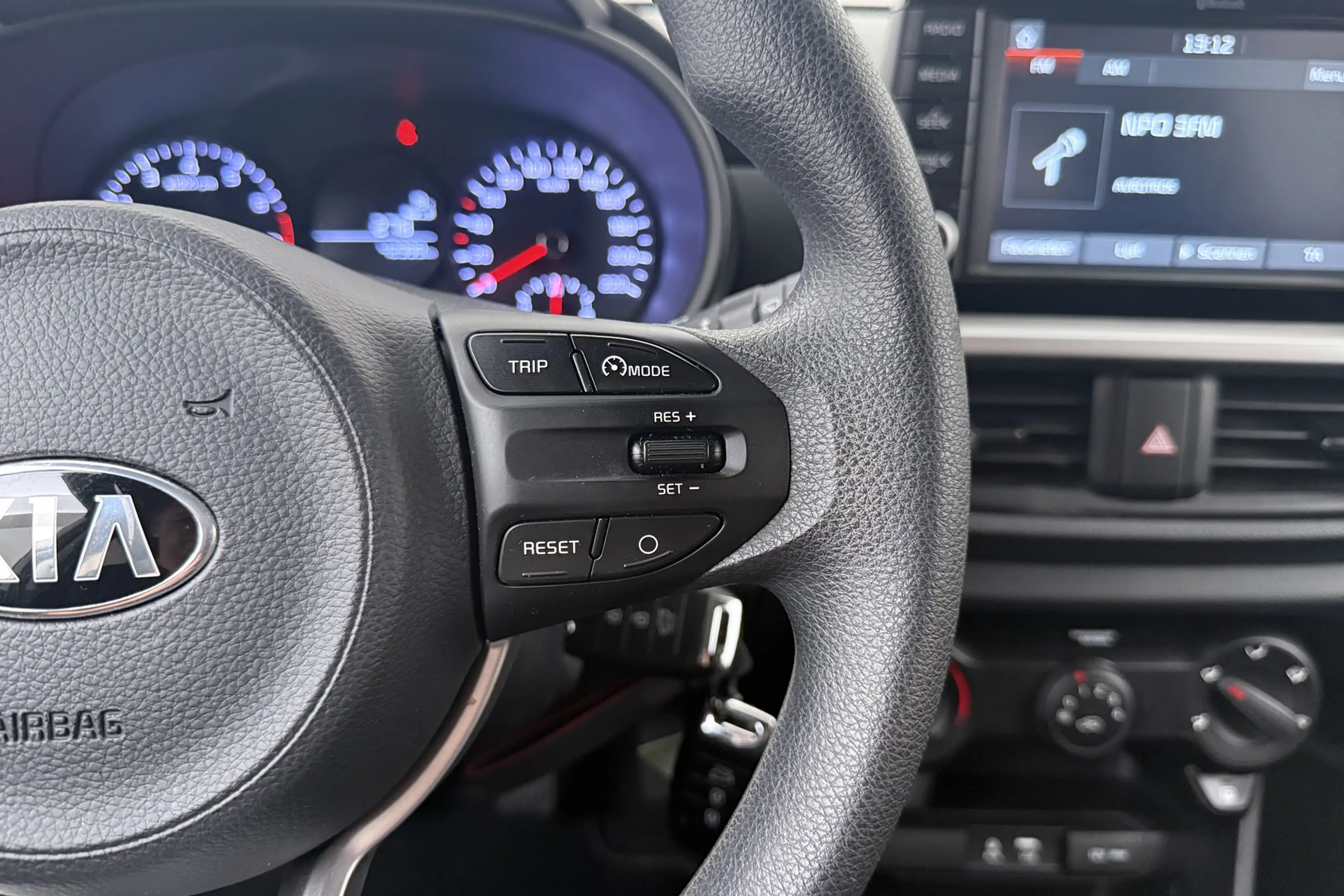 Kia Picanto 1.0 ComfortPlusLine Carplay Camera Cruise IQIQIQIQ — photo 18