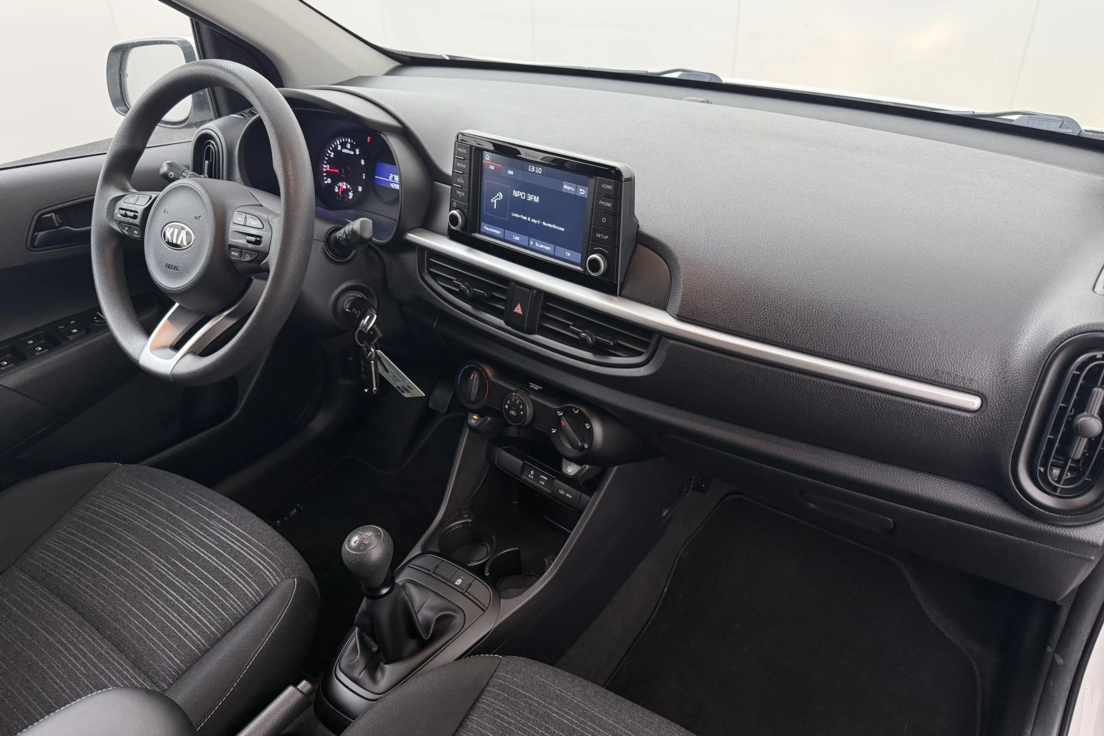 Kia Picanto 1.0 ComfortPlusLine Carplay Camera Cruise IQIQIQIQ — photo 15