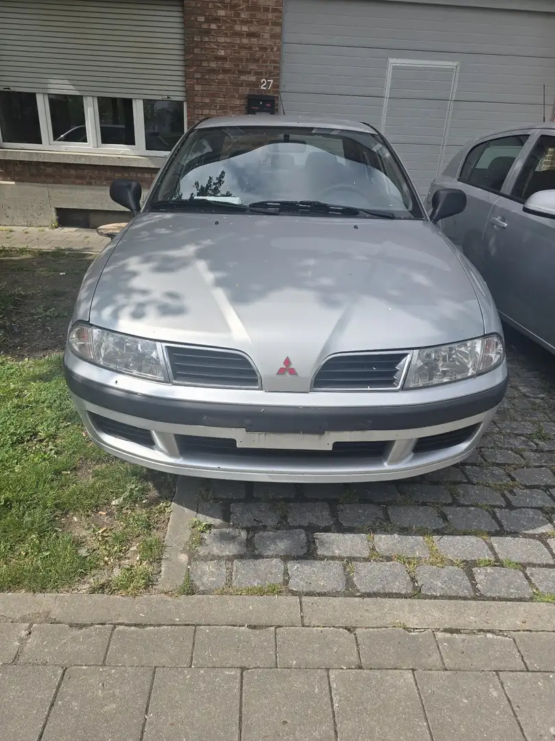 Mitsubishi Carisma - 1