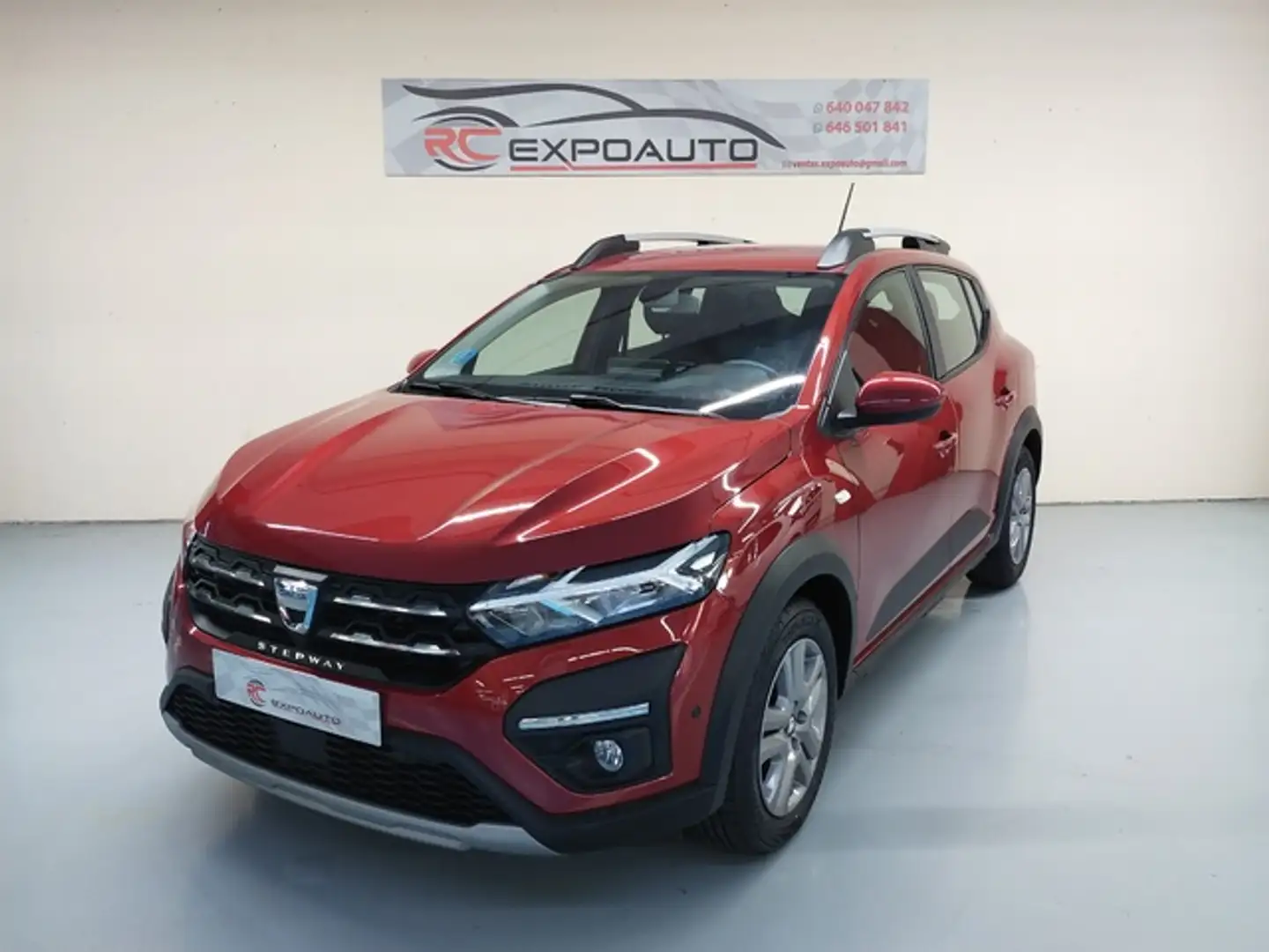 Dacia Sandero Stepway ECO-G Comfort 74kW Rojo - 1