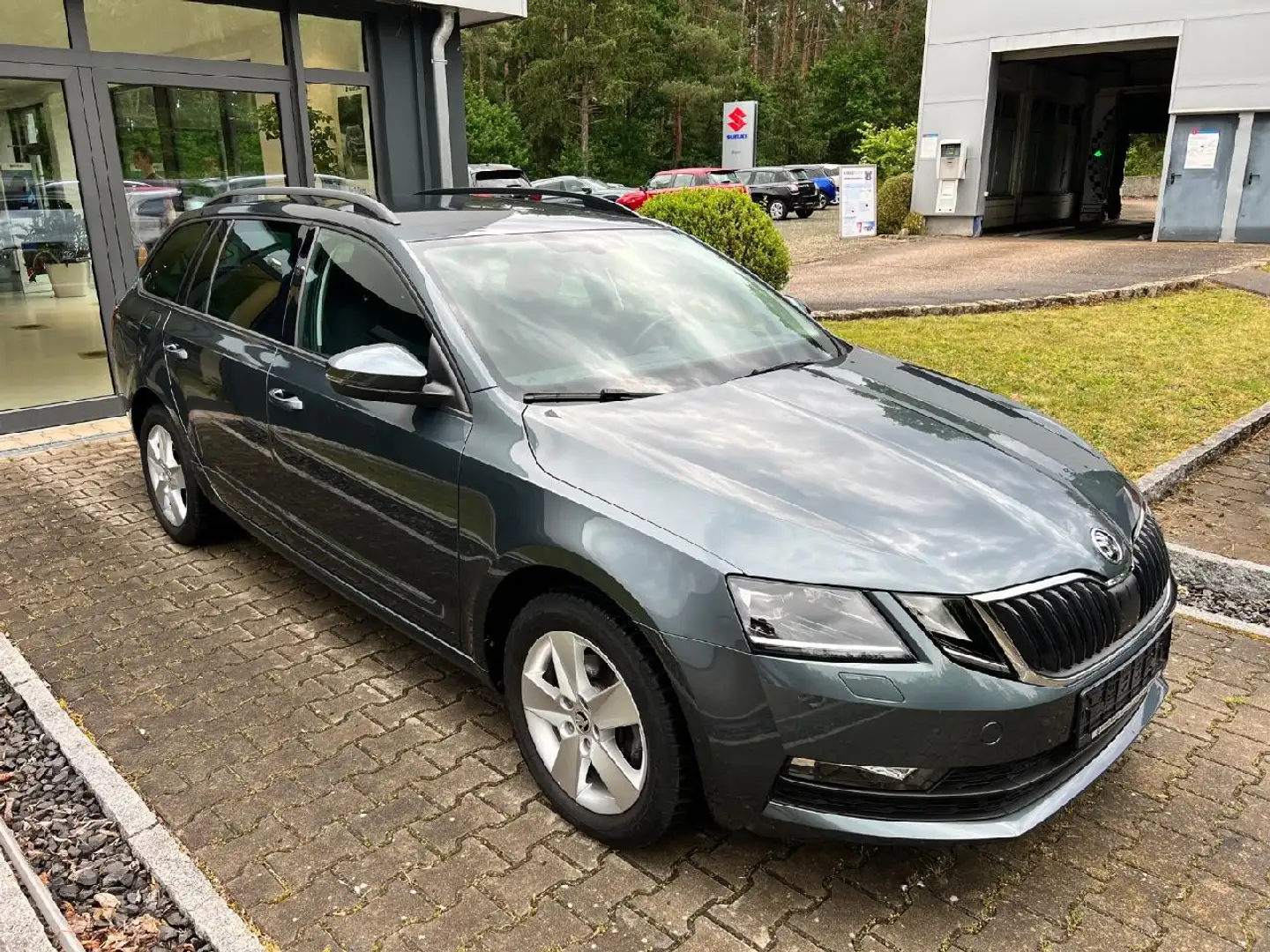 Skoda Octavia Tour - 2