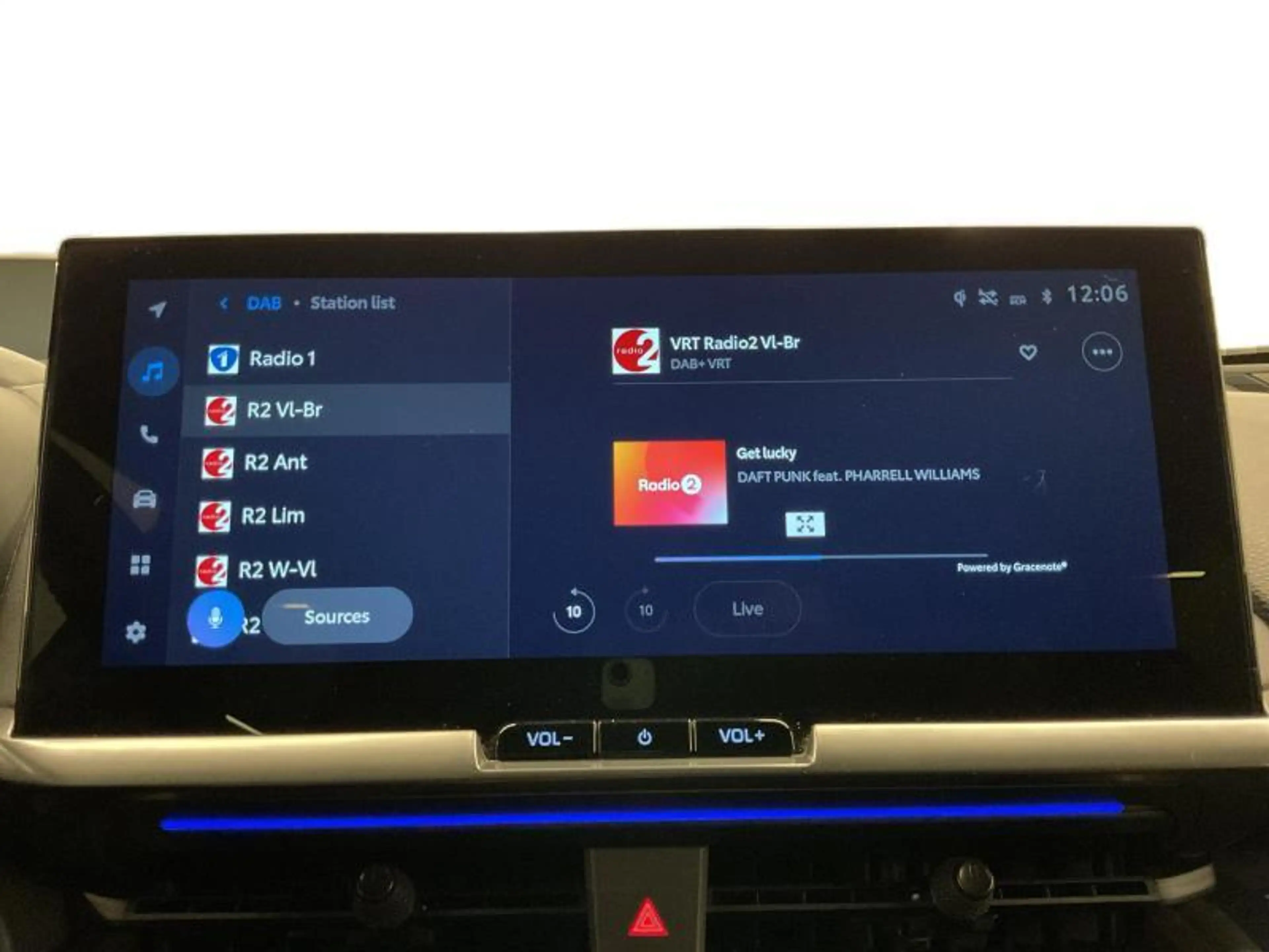Toyota C-HR 140hp HEV Premium BiTone | carplay | camera — photo 11