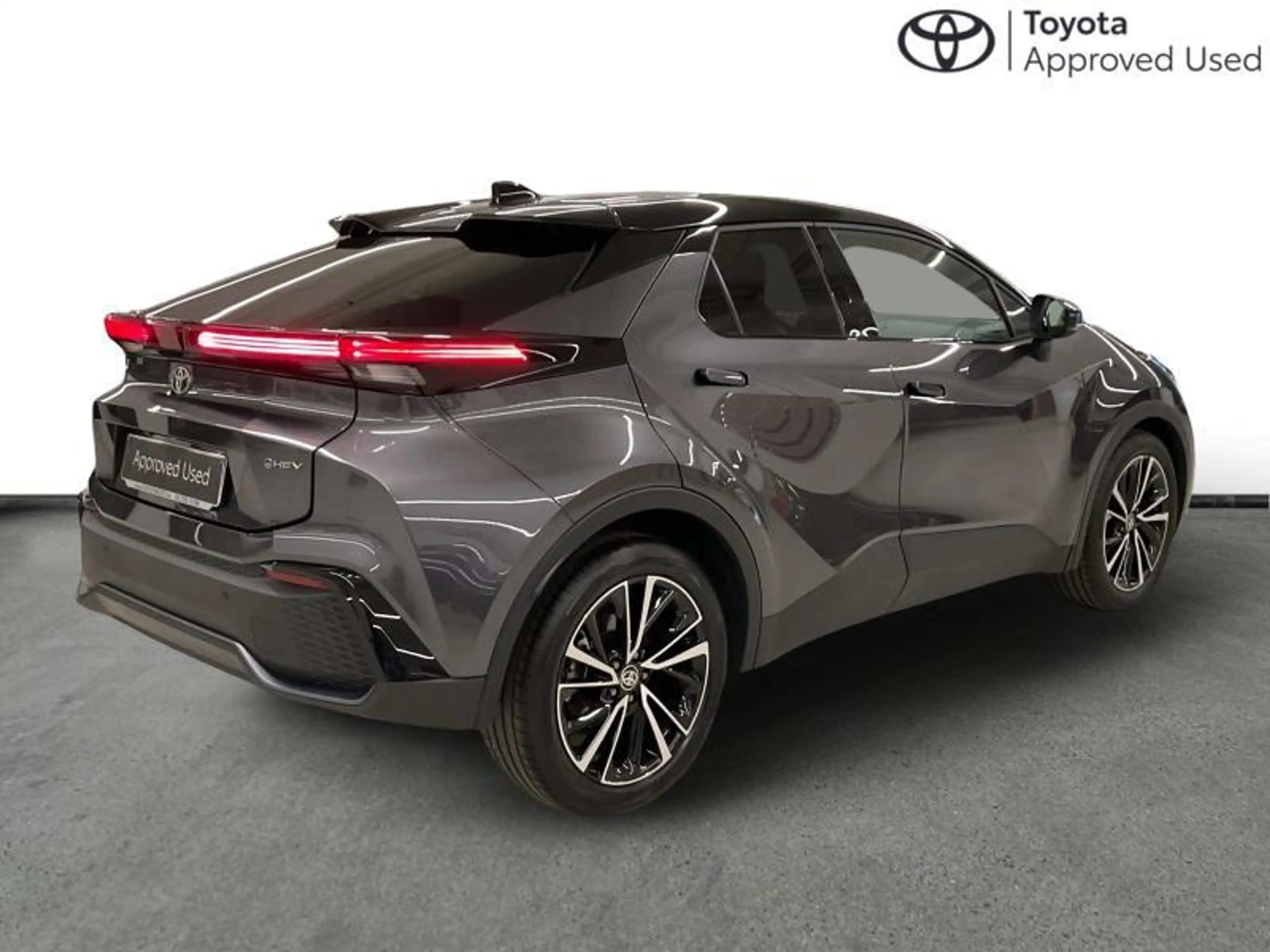 Toyota C-HR 140hp HEV Premium BiTone | carplay | camera — photo 15