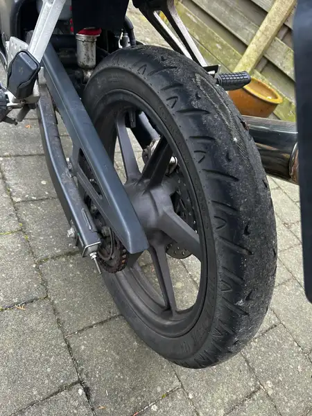 Honda CBR 125 - foto 5