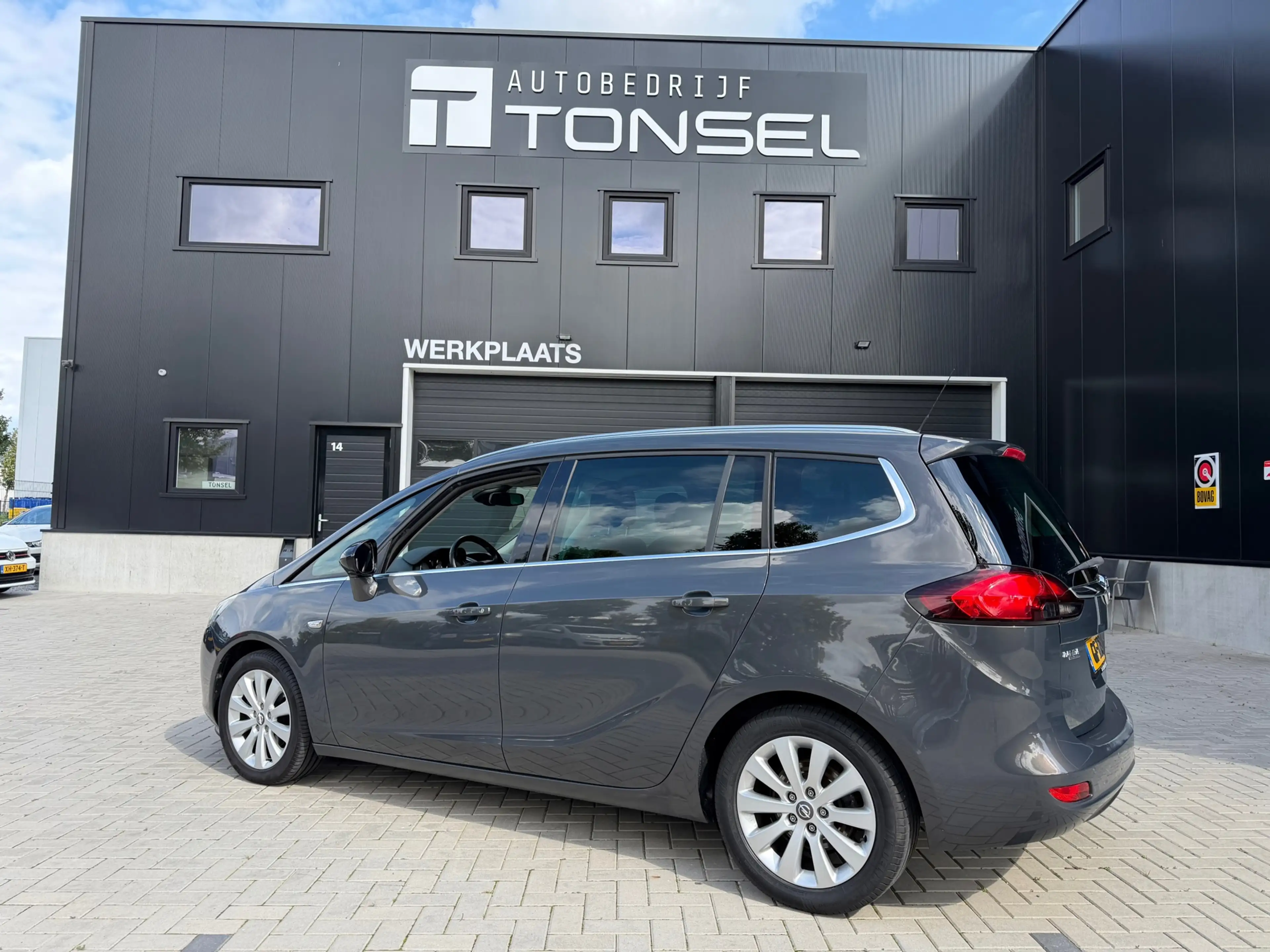 Opel Zafira Tourer 1.4 Cosmo 7p. / Cruise / Climate / PDC V+A / 17" I — photo 3