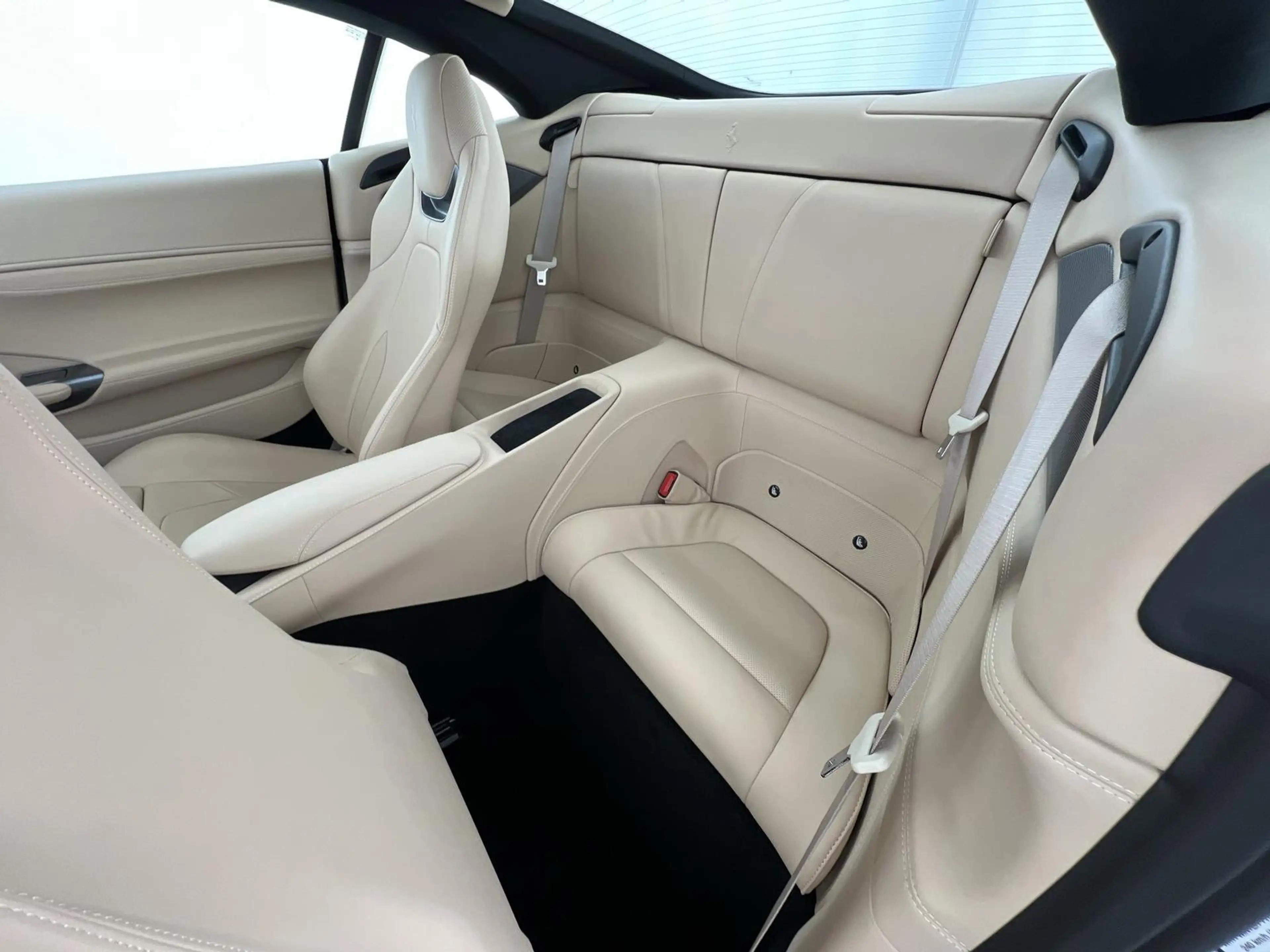 Ferrari Portofino Ferrari Portofino M AT*JBL*RFK*PDC*SHZ*uvm — photo 11