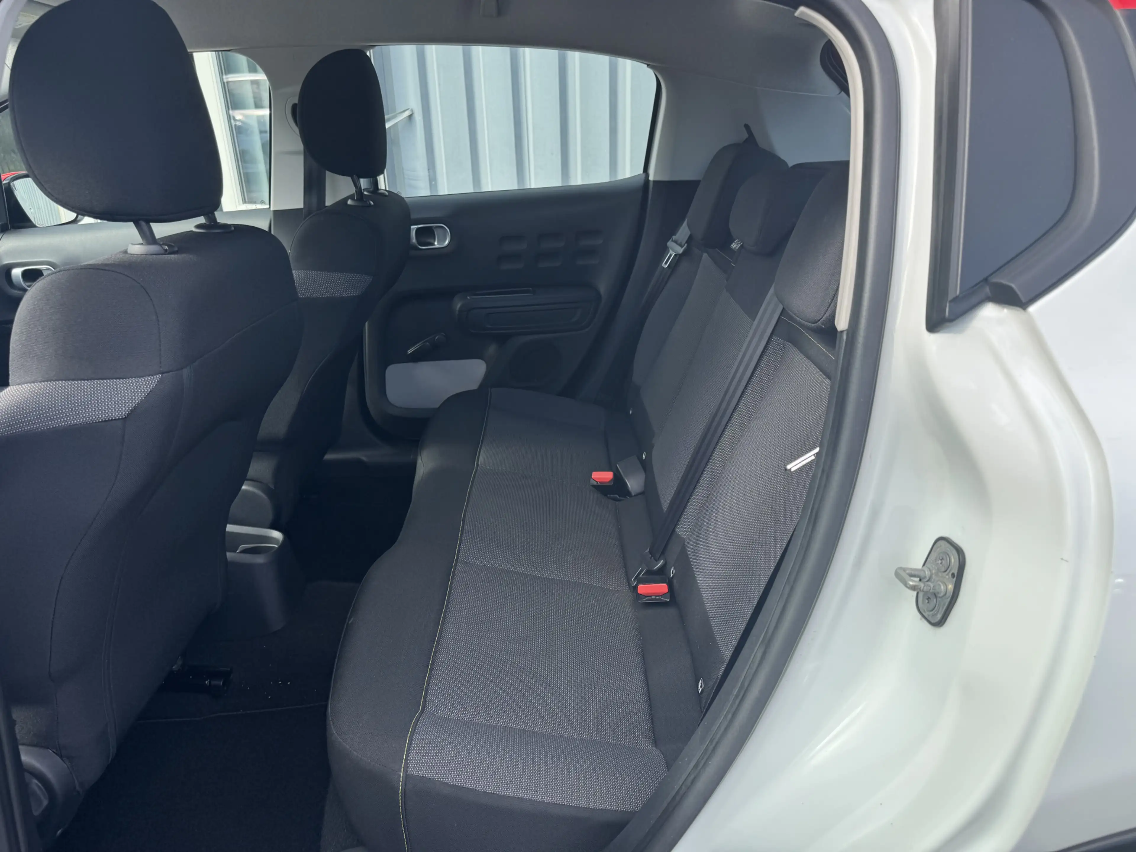 Citroen C3 1.2 PureTech Live — photo 7