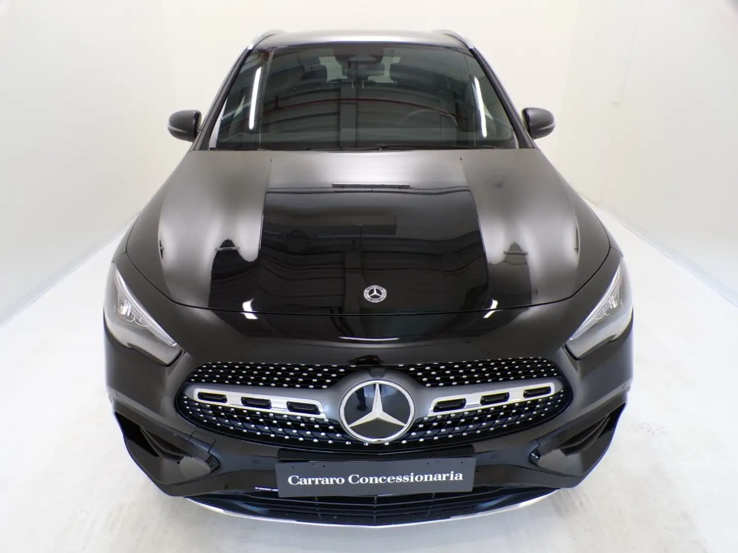 Mercedes-Benz GLA 250 e Plug-in hybrid Nero - 2