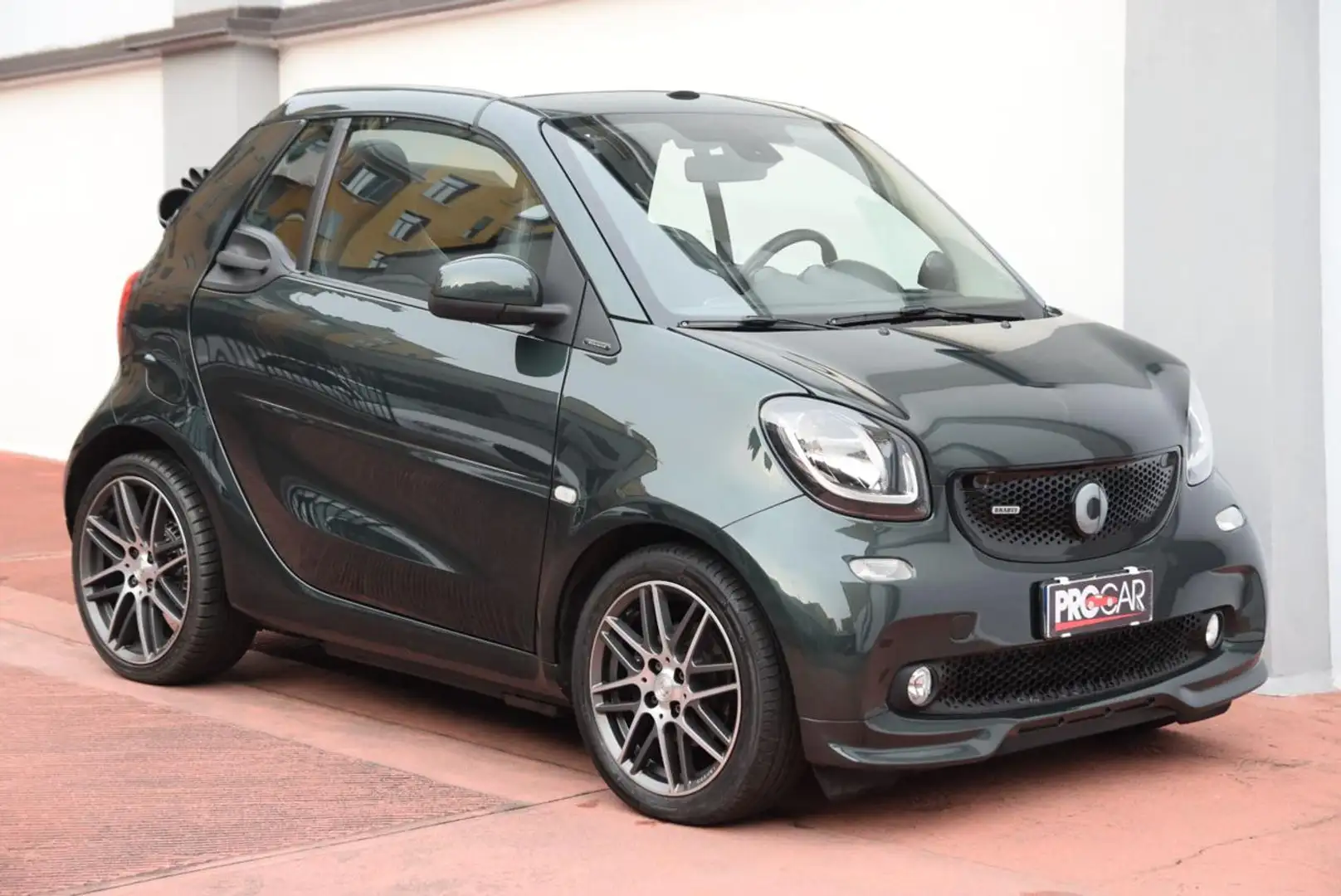 smart forTwo BRABUS 0.9 Turbo twinamic cabrio Xclusiv Belgravia Vert - 1