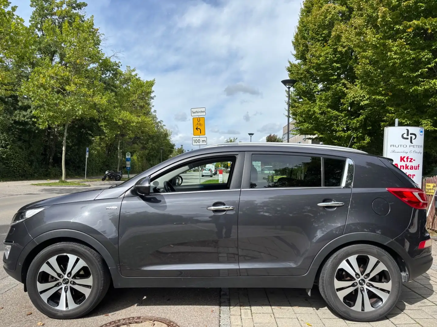 Kia Sportage Spirit 4WD+AUTOMATIK*ALLRAD*KAMERA* Gris - 2