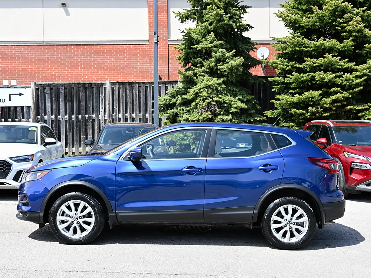 Nissan Qashqai снимка Nissan Qashqai
