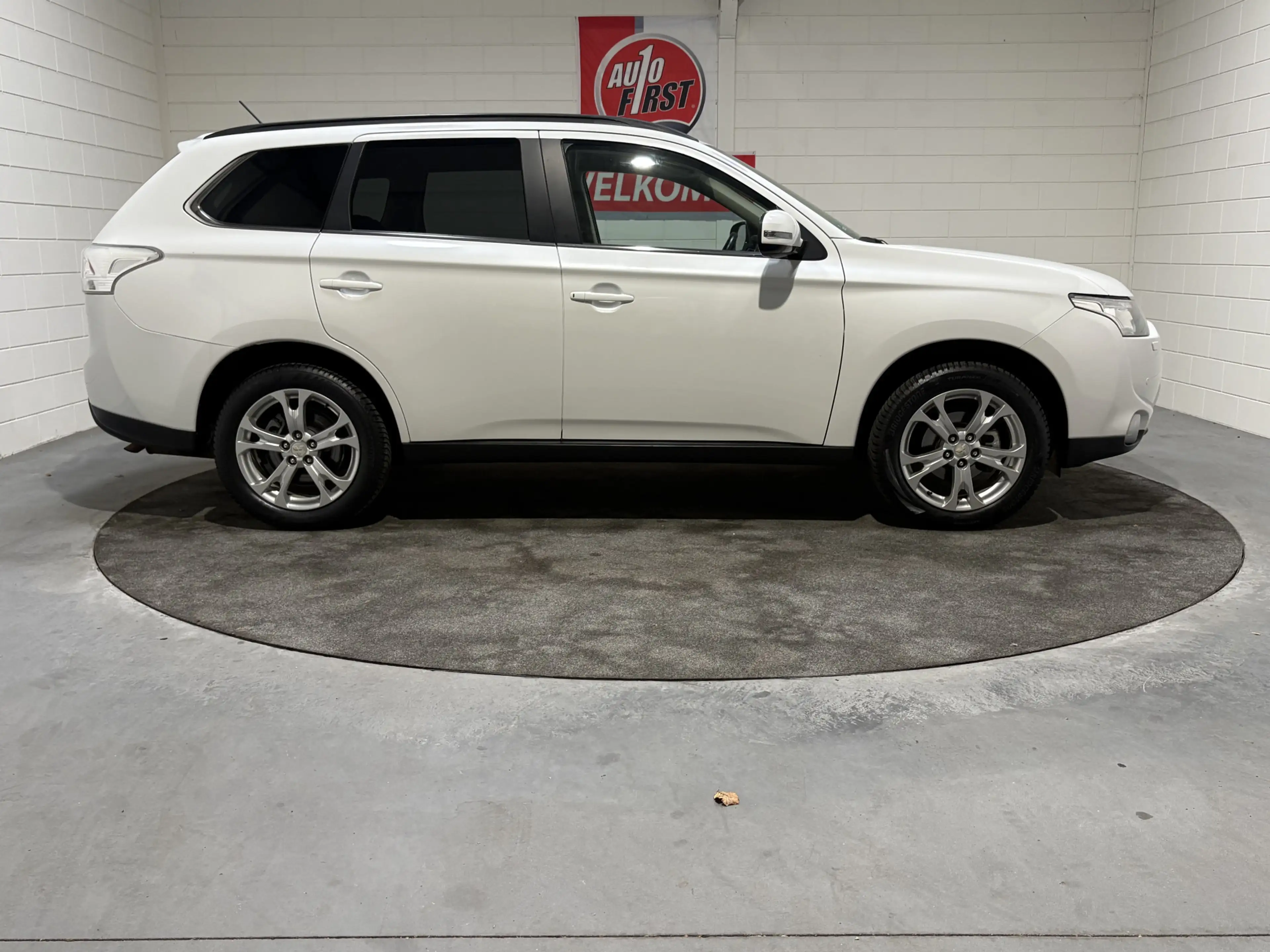 Mitsubishi Outlander 2.0 Intense+, Automaat, 7 persoons, Clima, Cruise, — photo 5