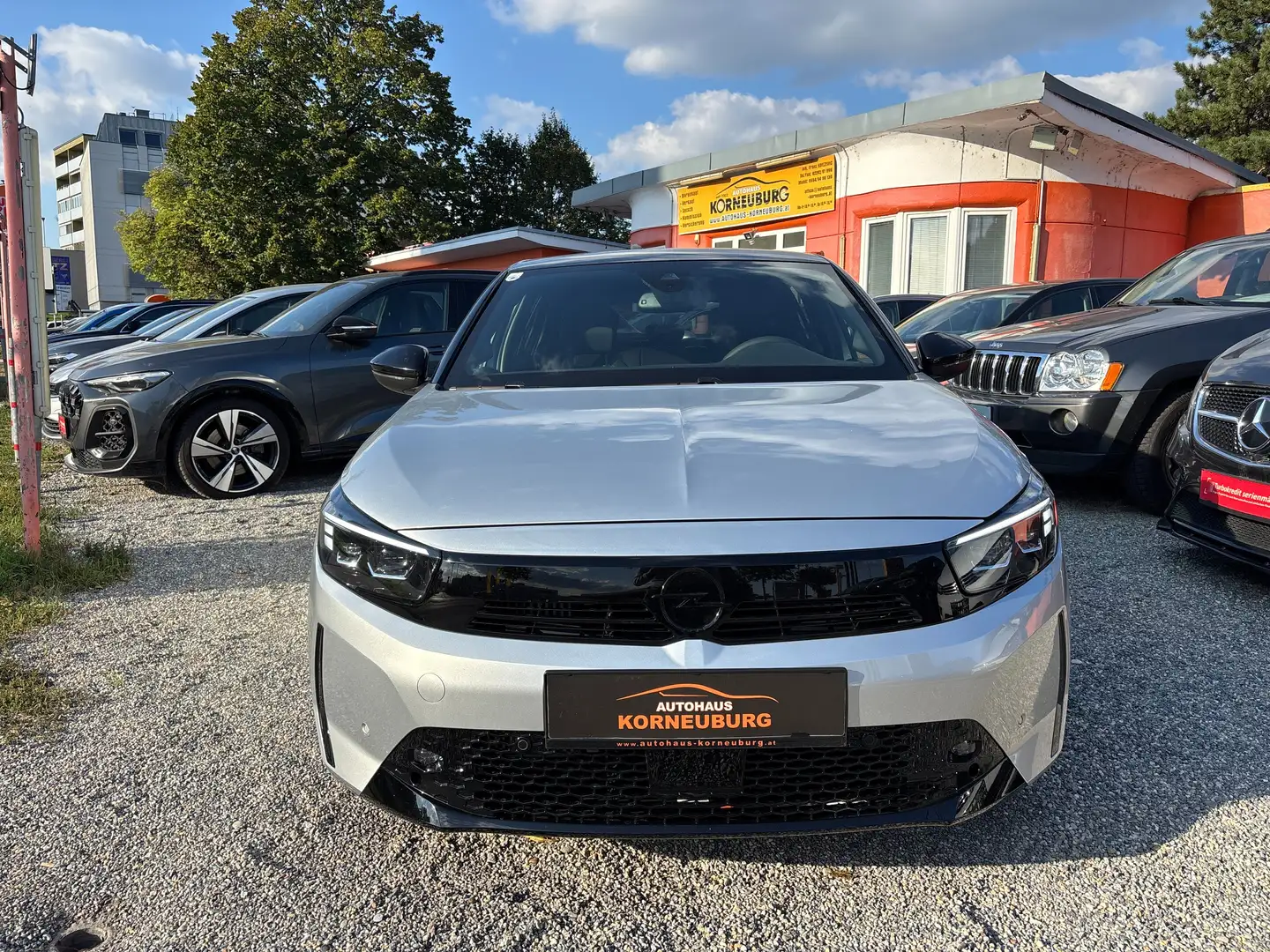 Opel Corsa GS Aut.*Massagesitz*NAVI*Rückfahrkamera*SZHG* Silber - 2