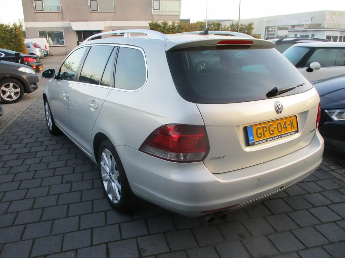Volkswagen Golf Variant 2.0 TDI Highline,panorama dak,navi Grijs - 2