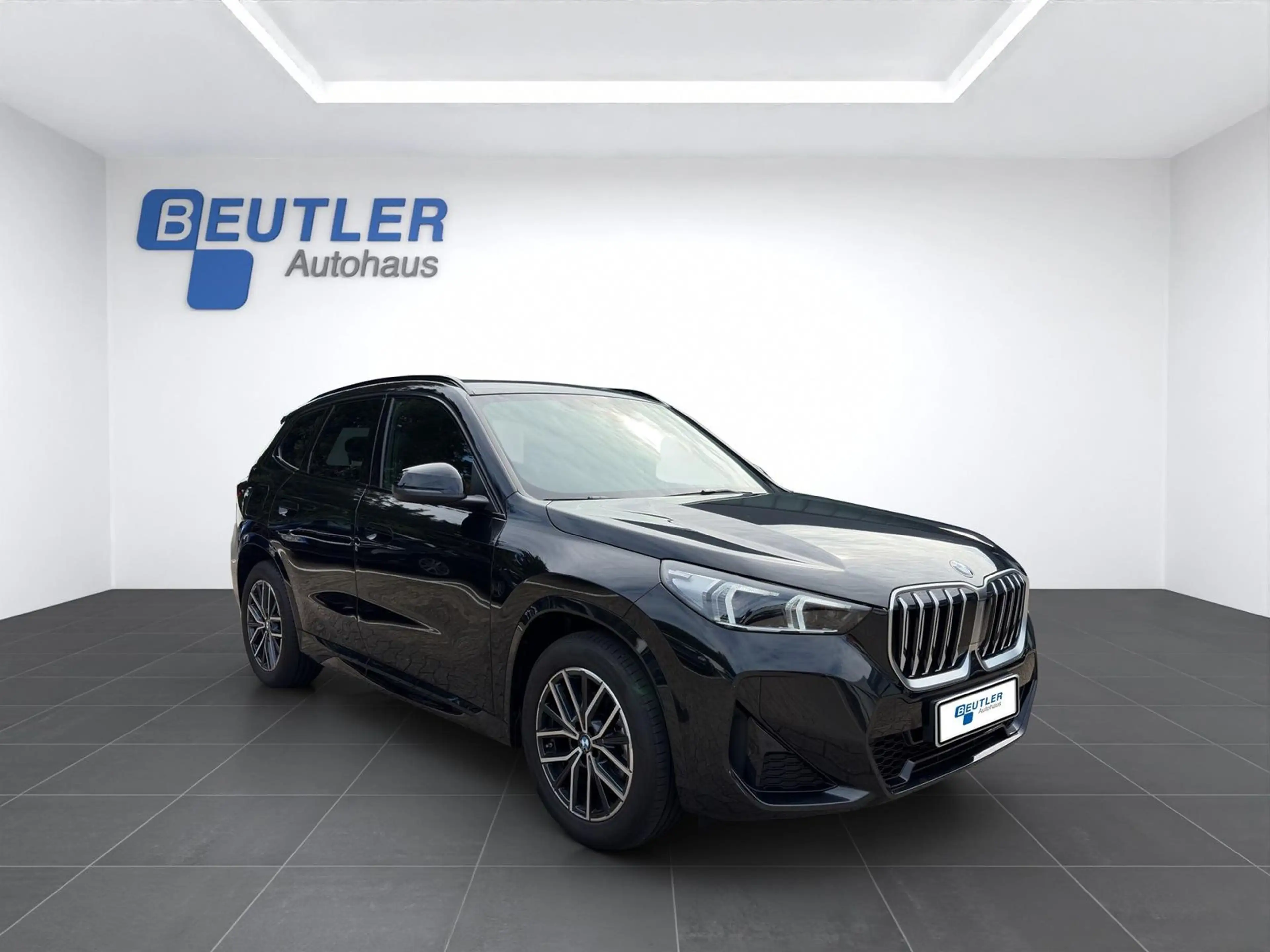 BMW X1 sDrive 18i M Sport 18" aLED Keyless Kamera — photo 8