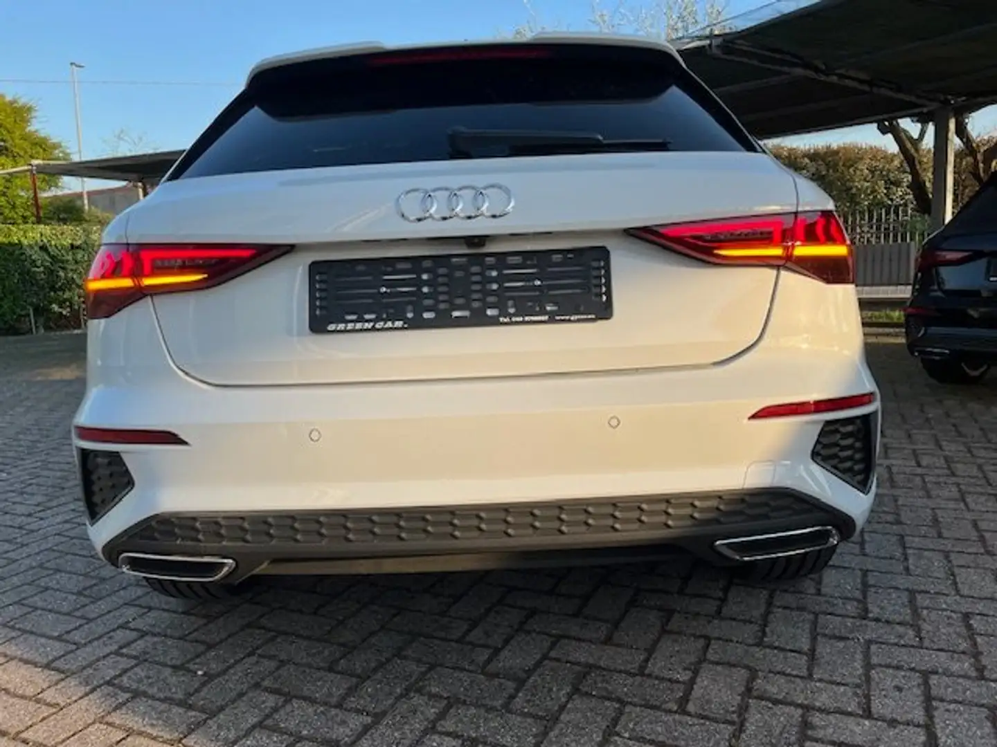 Audi A3 Sportback 40 TFSI 204cv E  s-tron S line NAVI+LED Blanc - 2