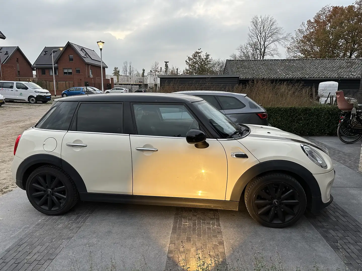 MINI Cooper 1.5 Chili Business White - 2