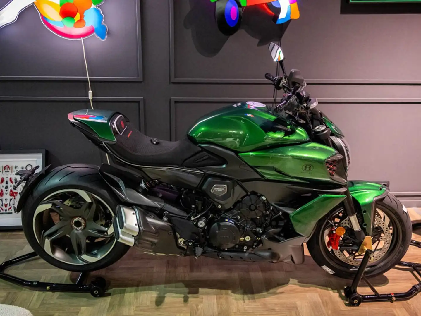 Ducati Diavel DIAVEL for BENTLEY  n° 89 su 500 Nuova Verde - 2