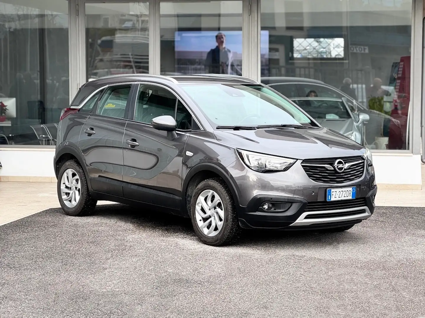 Opel Crossland X 1.2 Benzina 110CV E6 - 2019 Grigio - 1