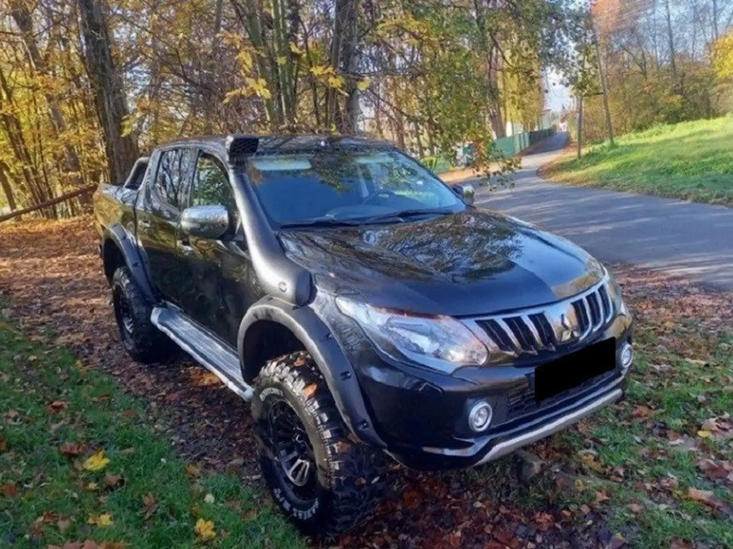 Mitsubishi L200 L200 Pick Up 4x4 S Schwarz - 1