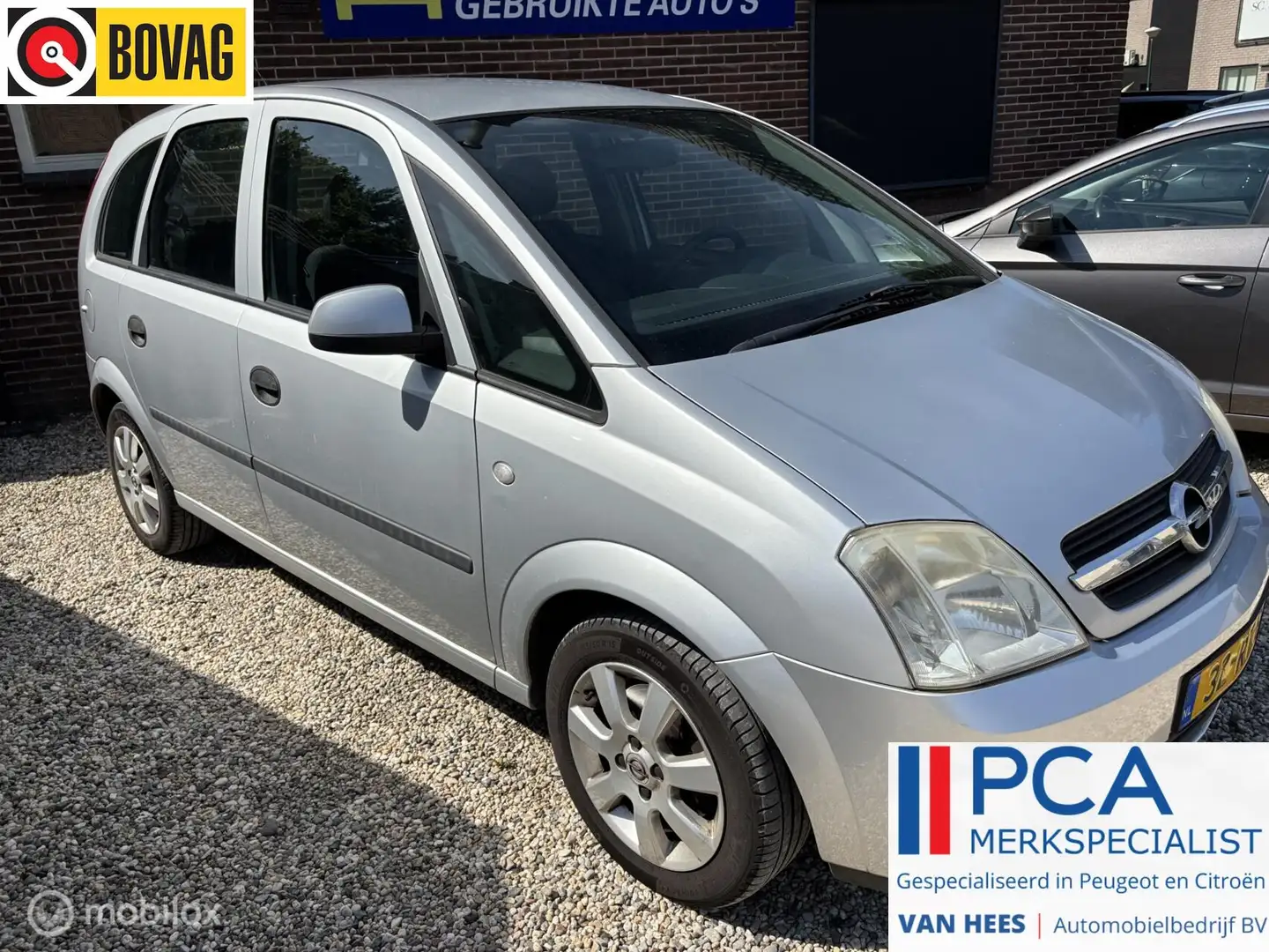 Opel Meriva 1.6-16V Cosmo airco en automaat NAP lage km stand Grijs - 1