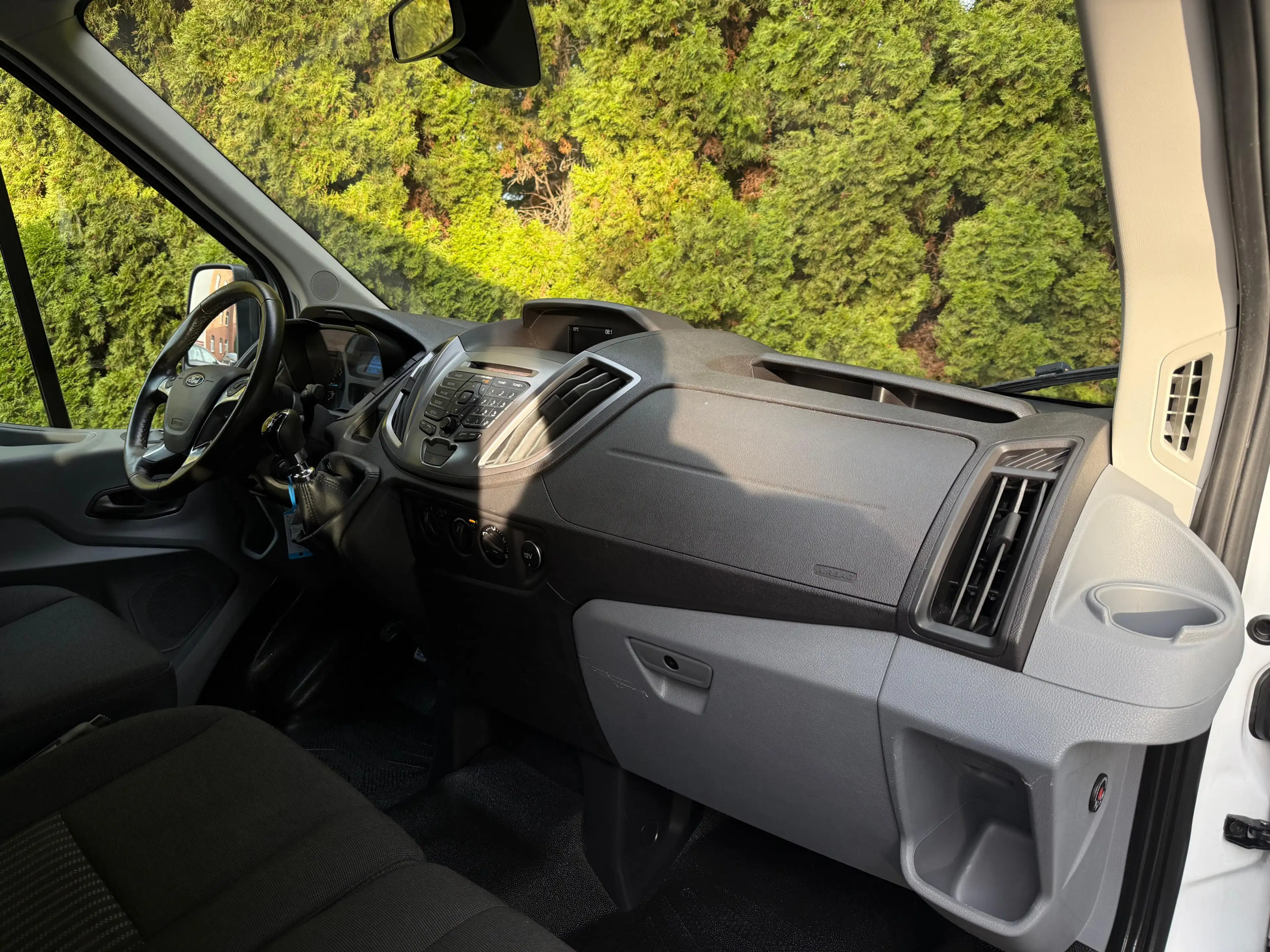 Ford Transit 2.0TDCi 350 L3H3 9-Sitz+ROLLSTUHLRAMPE+ — photo 15