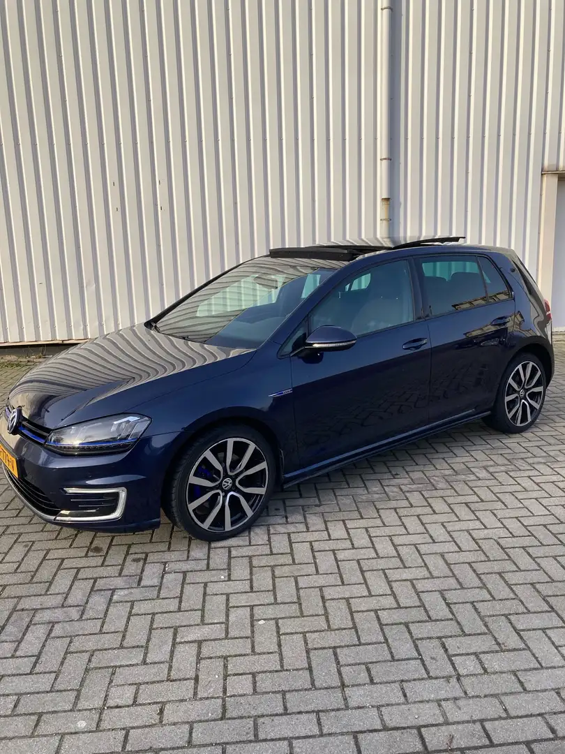 Volkswagen Golf 1.4 TSI GTE Blauw - 1