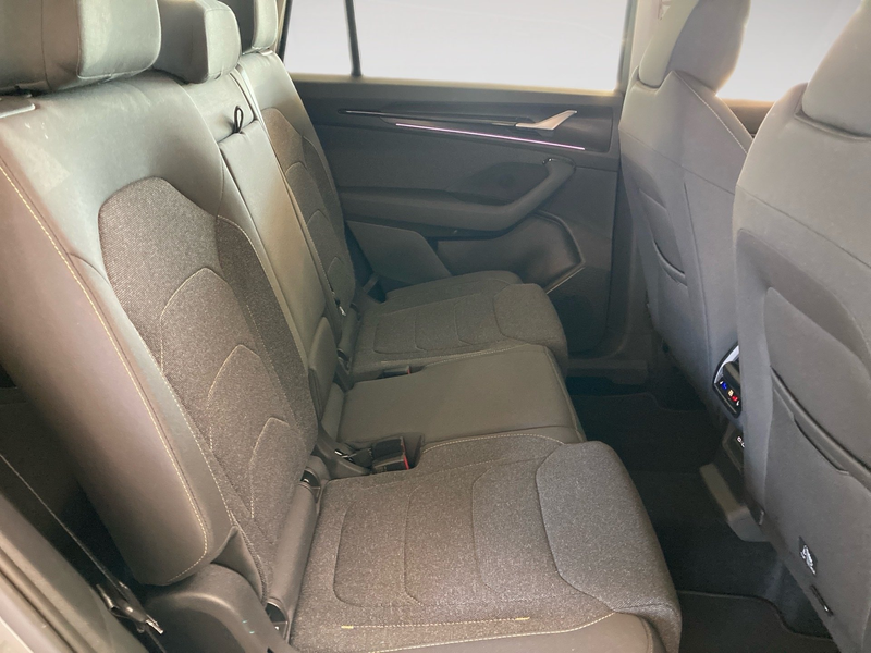 Skoda Kodiaq SELECTION 4X4 2.0TDI LED.NAV.DSG.AHK.AMBIENTE.WINT — photo 11