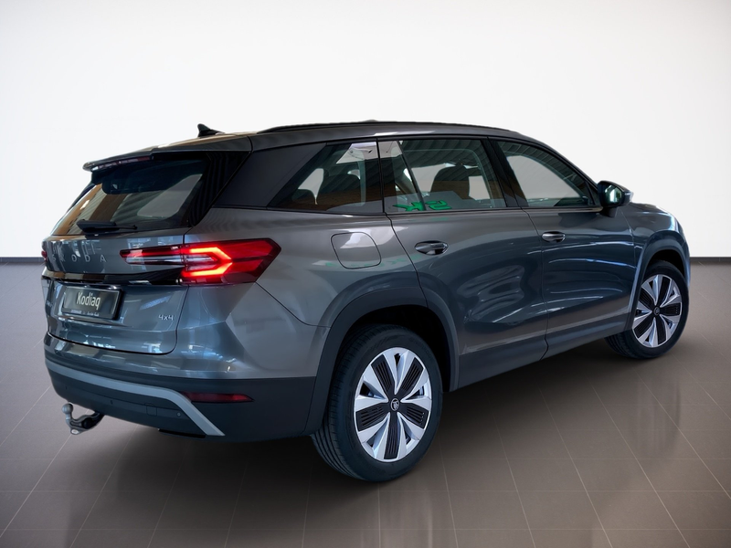 Skoda Kodiaq SELECTION 4X4 2.0TDI LED.NAV.DSG.AHK.AMBIENTE.WINT — photo 4