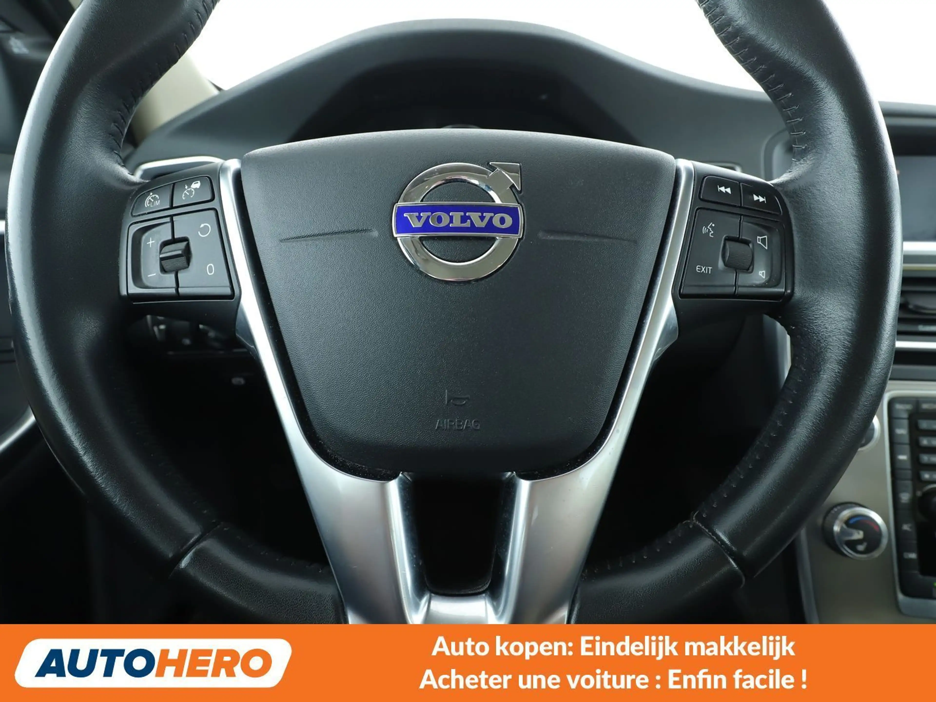 Volvo S60 2.0 D2 Summum — photo 5