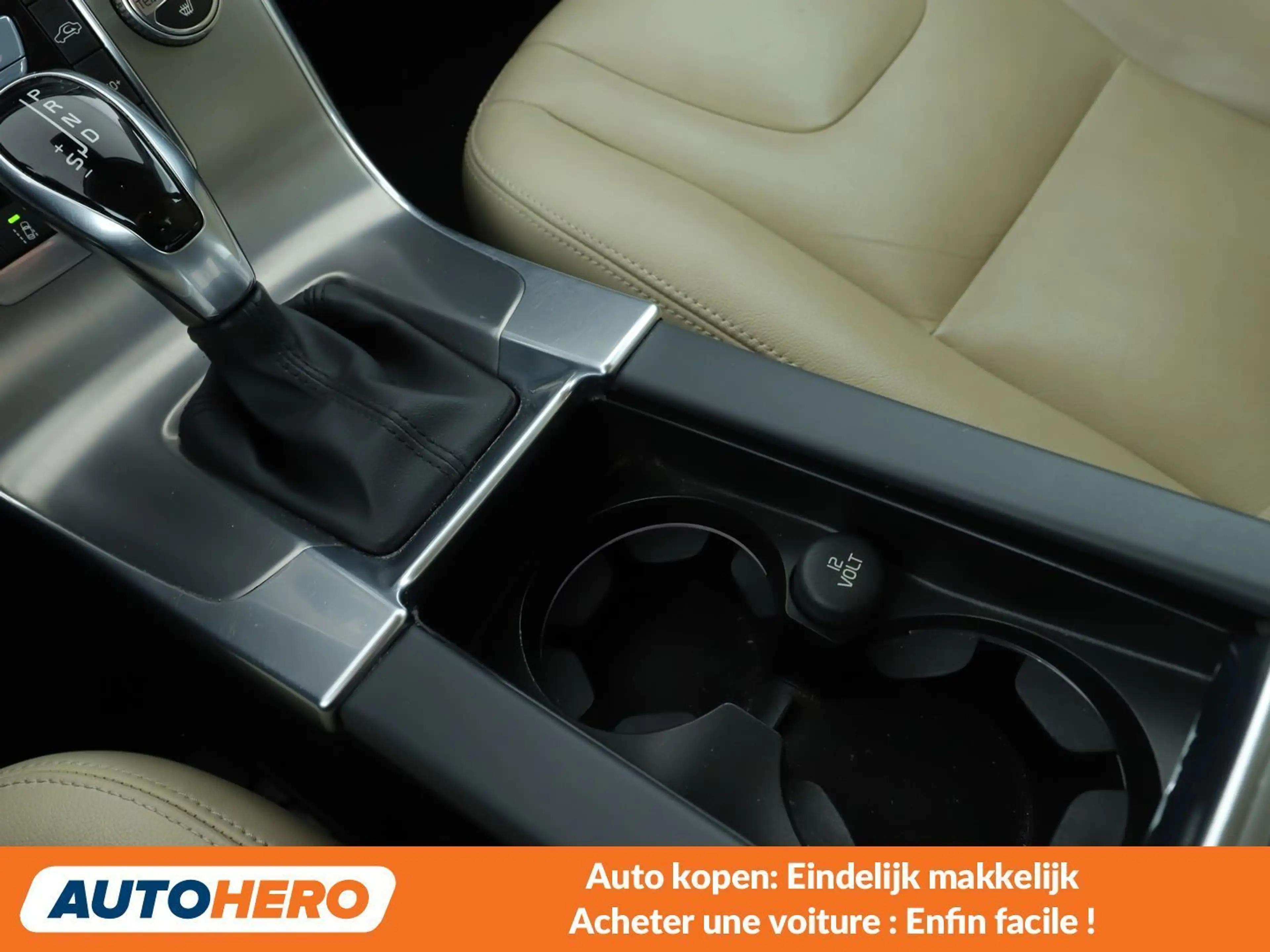 Volvo S60 2.0 D2 Summum — photo 12