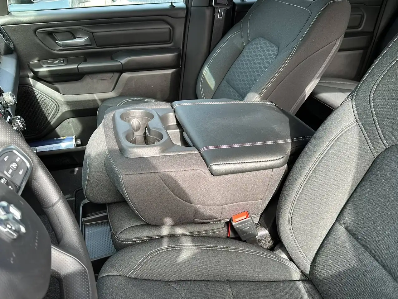 Dodge RAM 2025 — фото 10