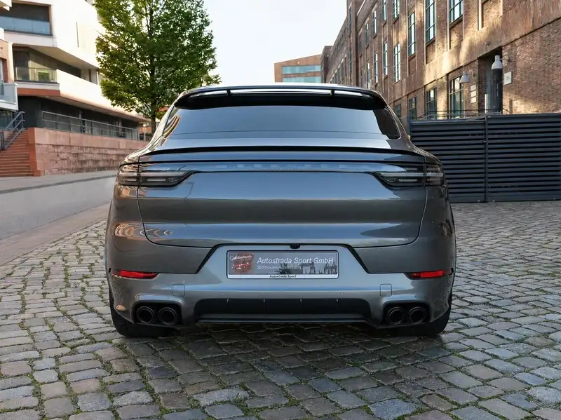 Porsche Cayenne Coupé GTS – Foto 6
