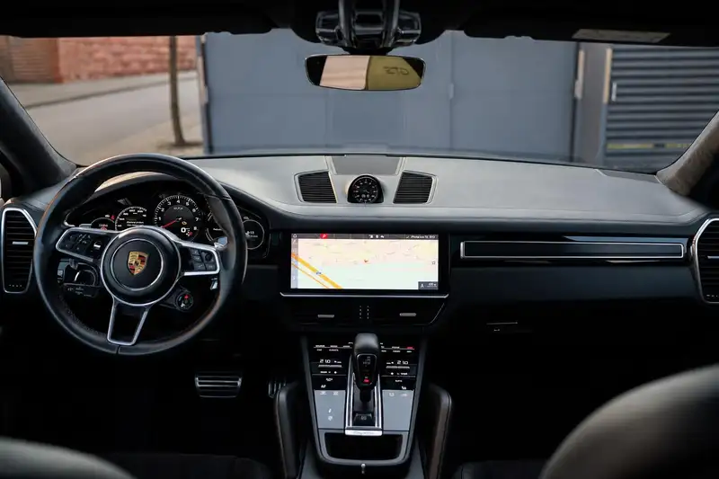Porsche Cayenne Coupé GTS – Foto 7