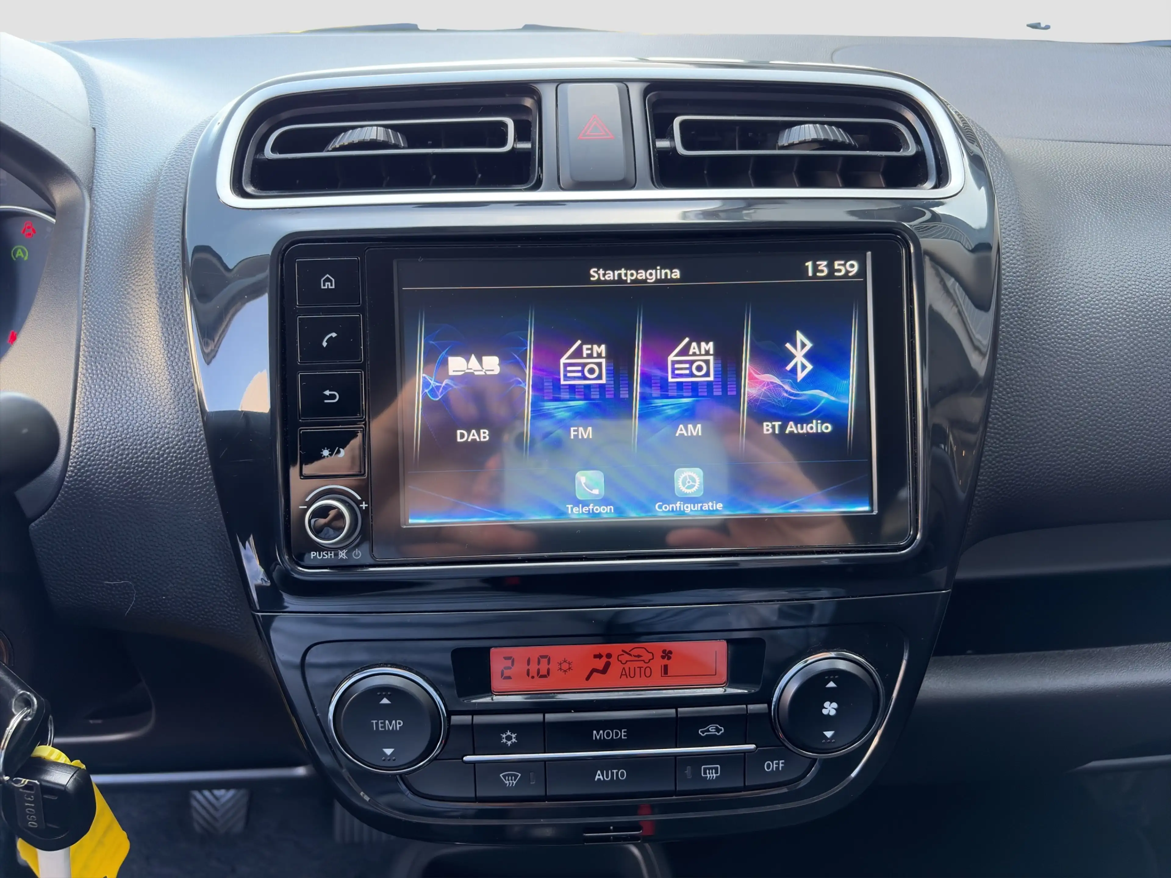Mitsubishi Space Star 1.2 70pk Dynamic | Camera | Cruise control | Clima — photo 23