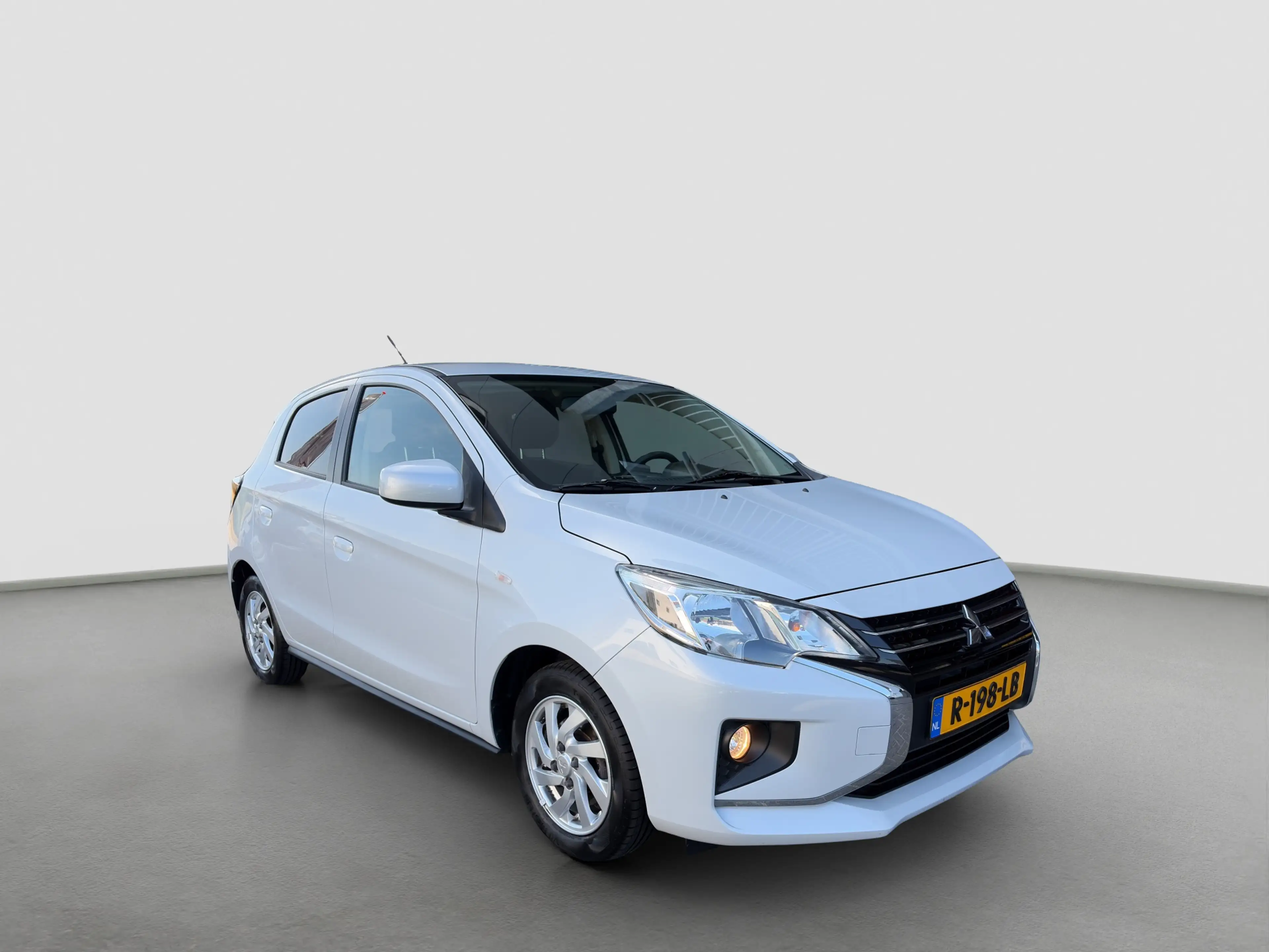 Mitsubishi Space Star 1.2 70pk Dynamic | Camera | Cruise control | Clima — photo 2